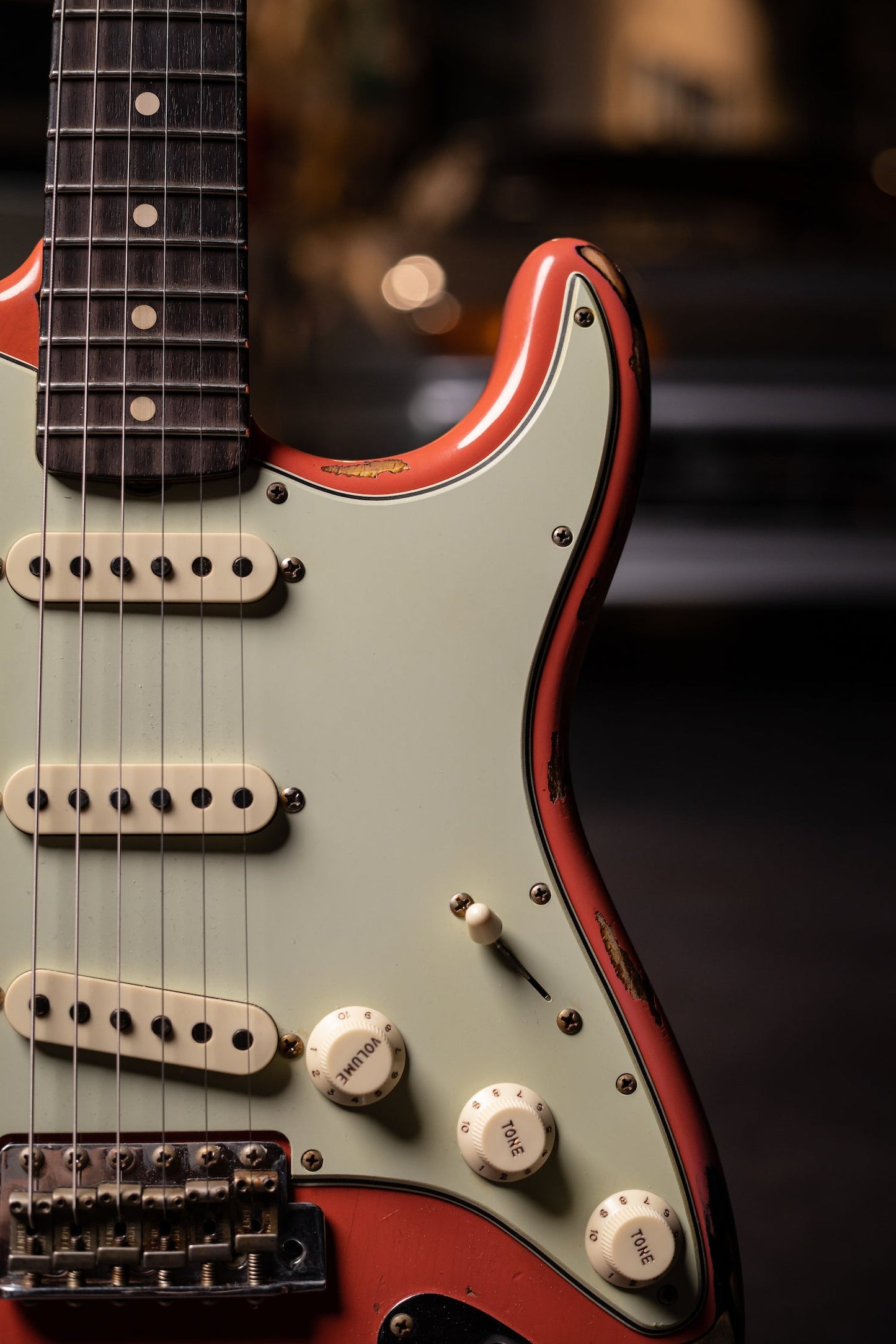 2020 Fender Custom Shop 60/63 Stratocaster Heavy Relic Electric Guitar  - Fiesta Red Over 3 Color Sunburst