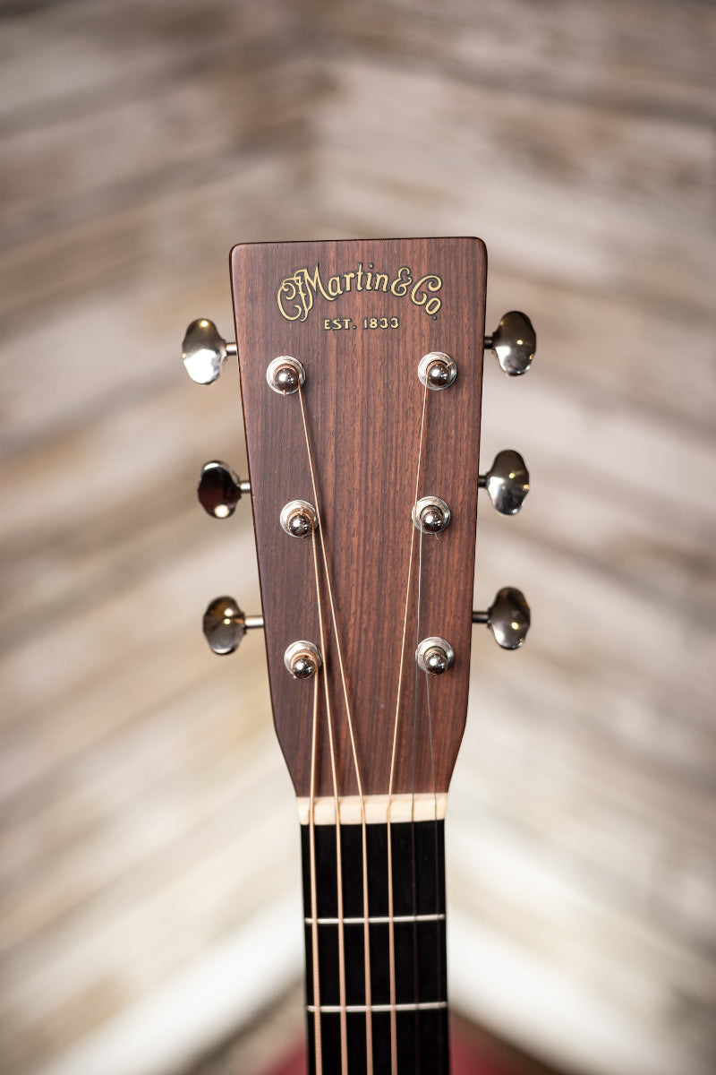 2009 Martin Custom HD-28V Custom Adirondack Acoustic Guitar - 1933 Amber Tone