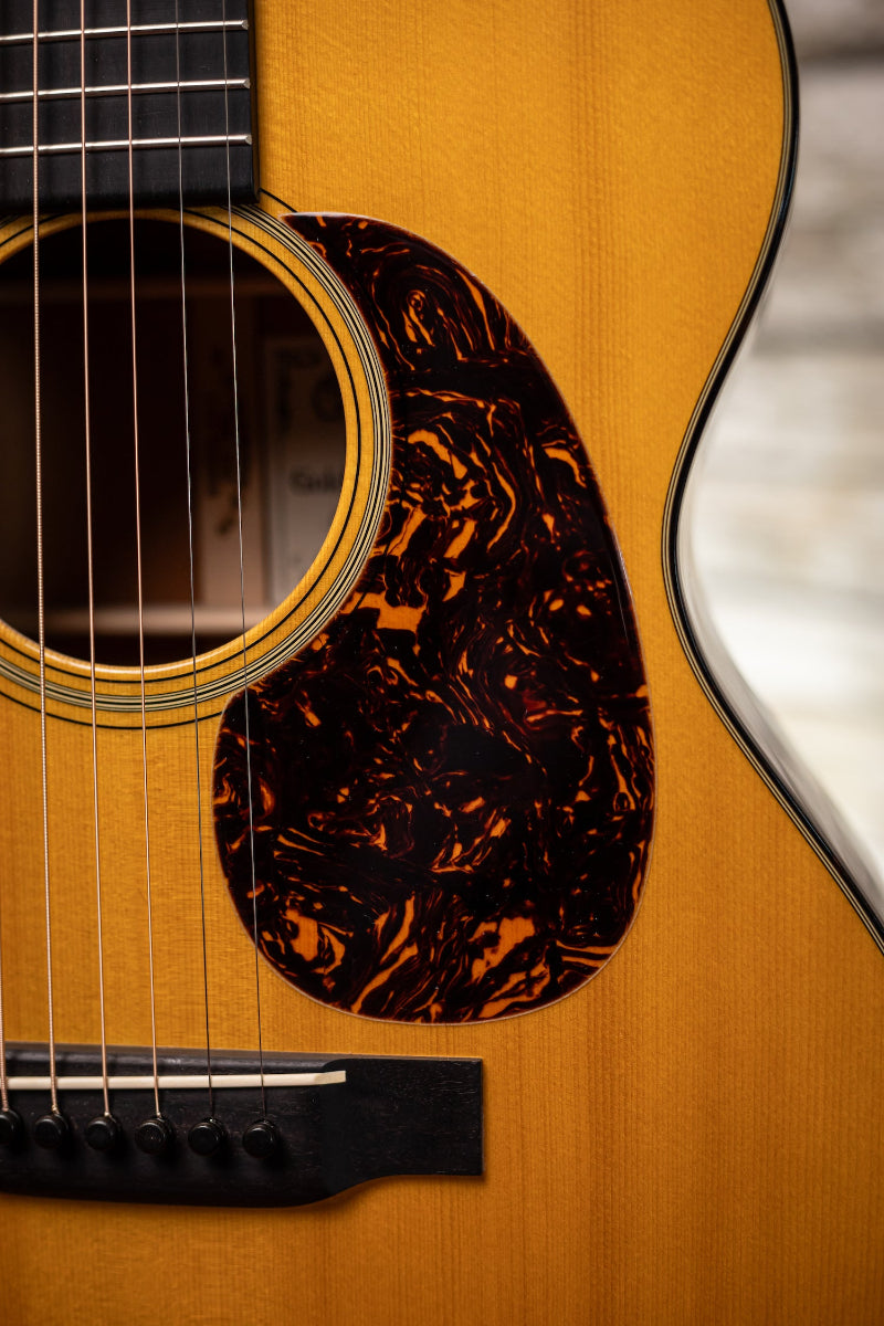 2008 Martin 000-18  Golden Era 1937  Acoustic Guitar - Natural