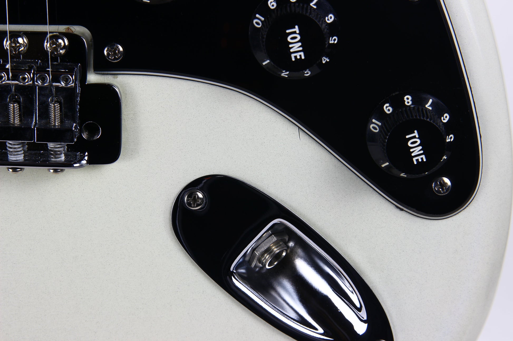 NOS! 1979 Fender 25th Silver Anniversary Stratocaster in WHITE PEARLESCENT! Original BOX, Paperwork etc!
