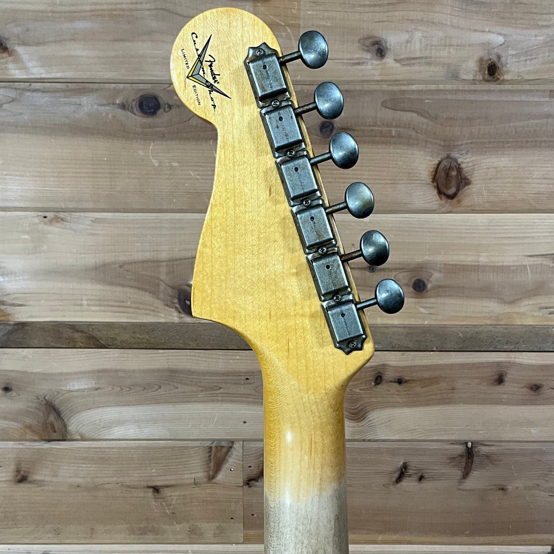 Fender Custom Shop LTD '59 250K Jazzmaster Journeyman Relic Electric Guitar - Super Faded Aged Shell Pink