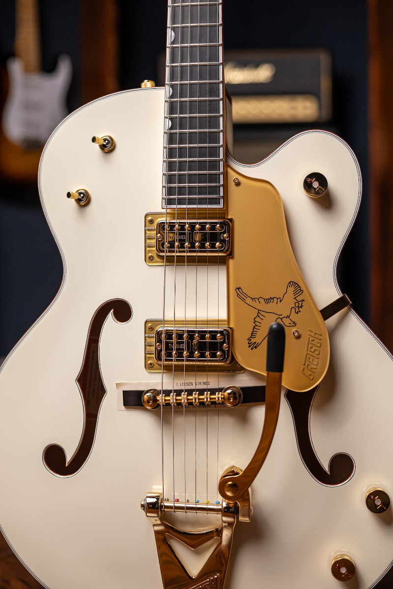 Gretsch G6136T-59 Vintage Select Edition '59 Falcon Hollow Body with Bigsby TV Jones Electric Guitar - Vintage White
