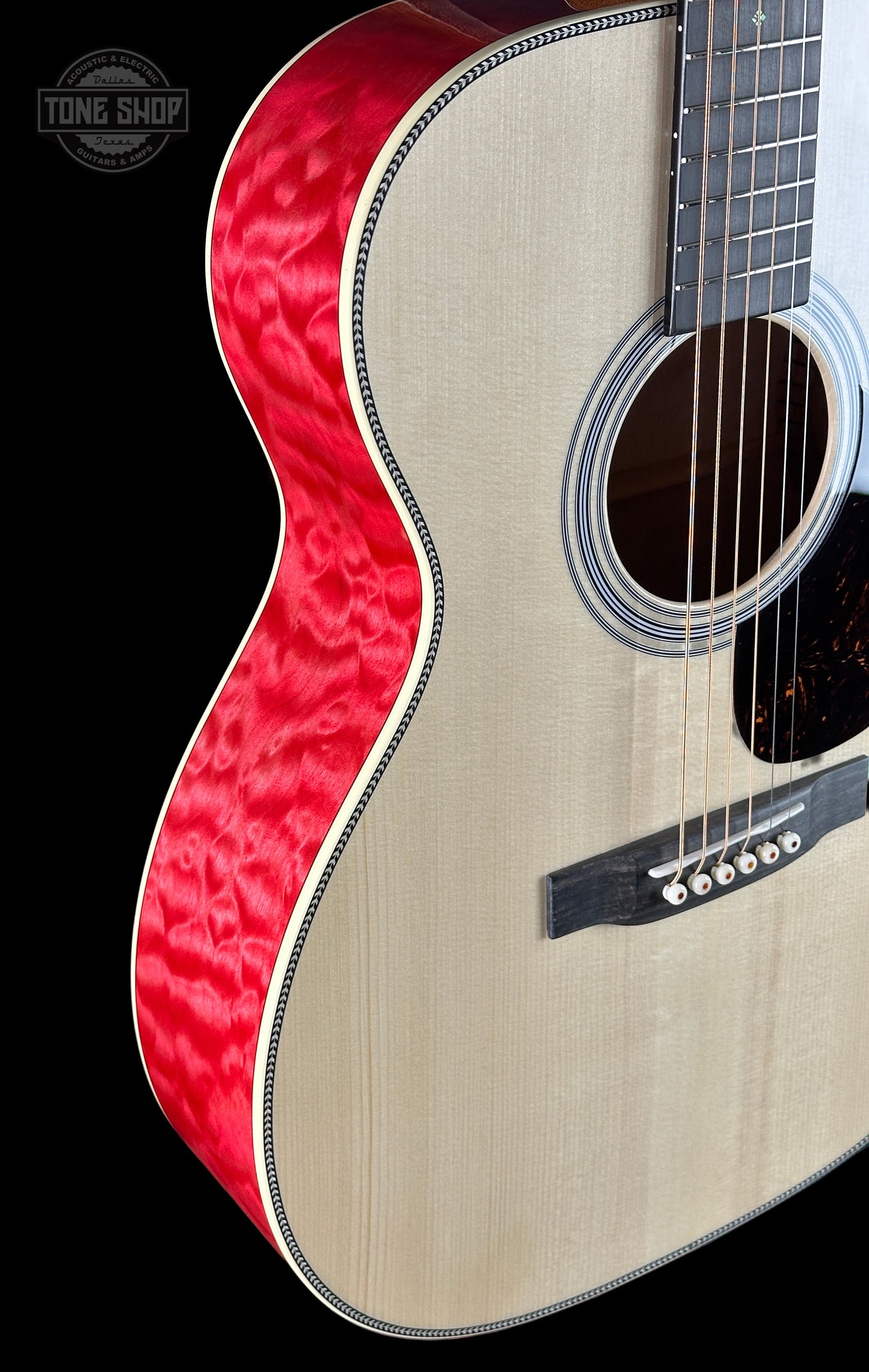 Martin Custom Shop OM 28 style Quilted Maple w/case 2981103