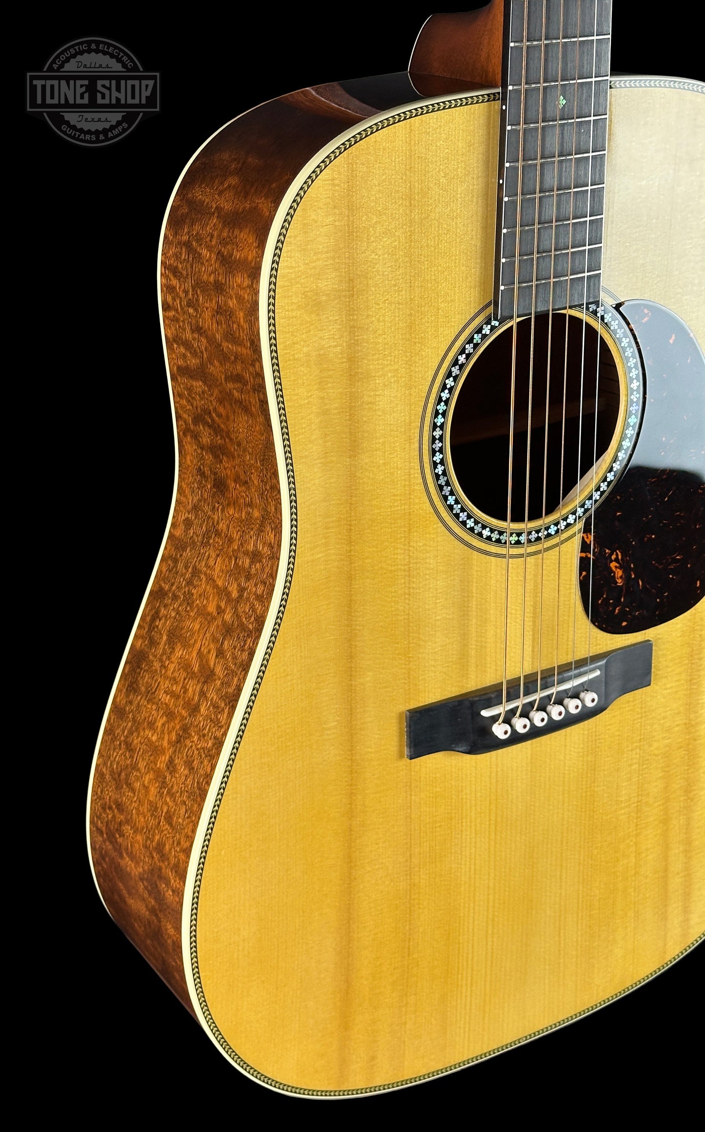 Martin Custom Shop 28 Style Dread Adirondack/Quilted Sapele w/Case 2778270