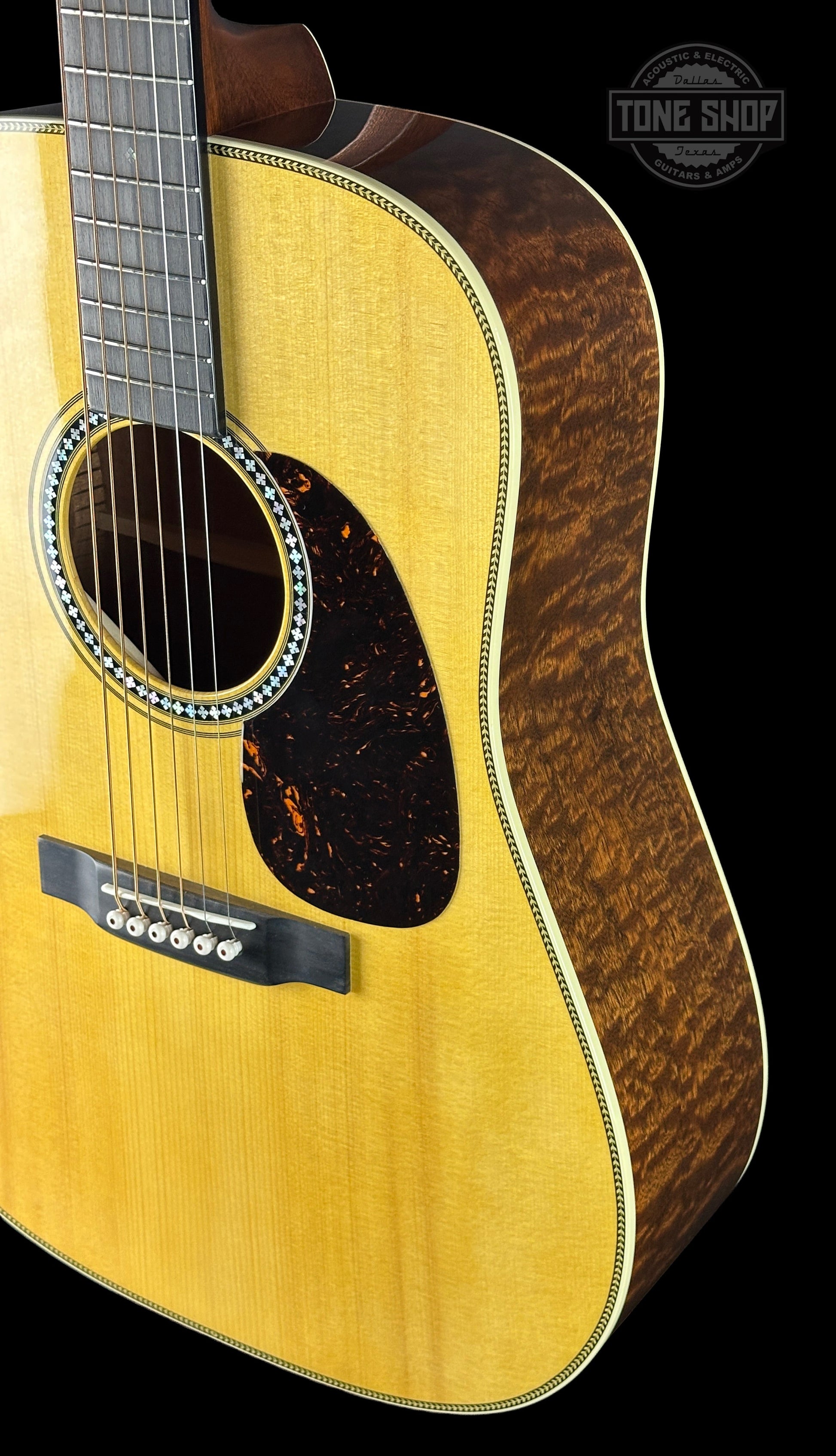 Martin Custom Shop 28 Style Dread Adirondack/Quilted Sapele w/Case 2778270