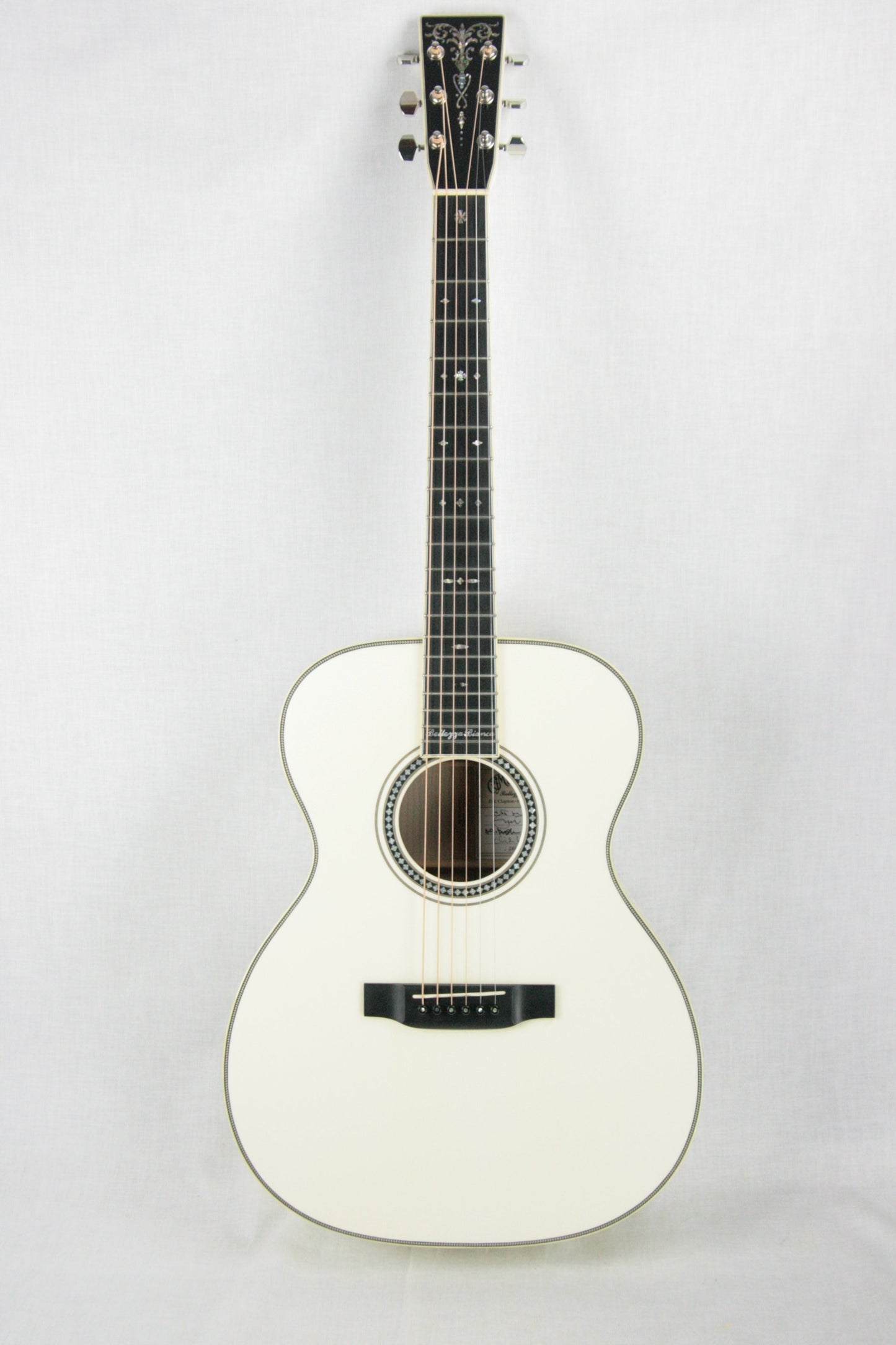 2006 Martin Bellezza Bianca SIGNED Eric Clapton 000-ECHF WHITE Acoustic Guitar! 28 42