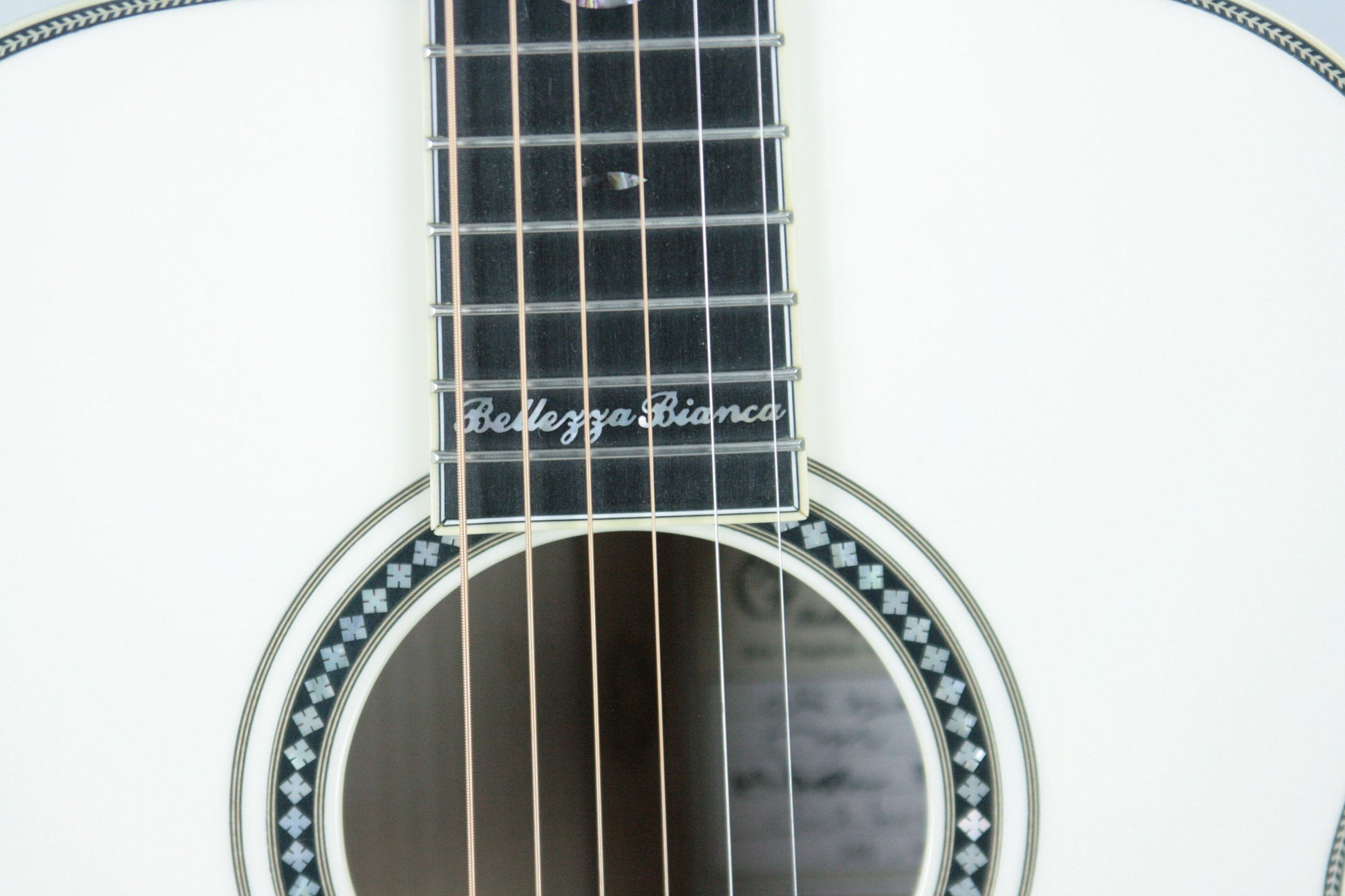 2006 Martin Bellezza Bianca SIGNED Eric Clapton 000-ECHF WHITE Acoustic Guitar! 28 42