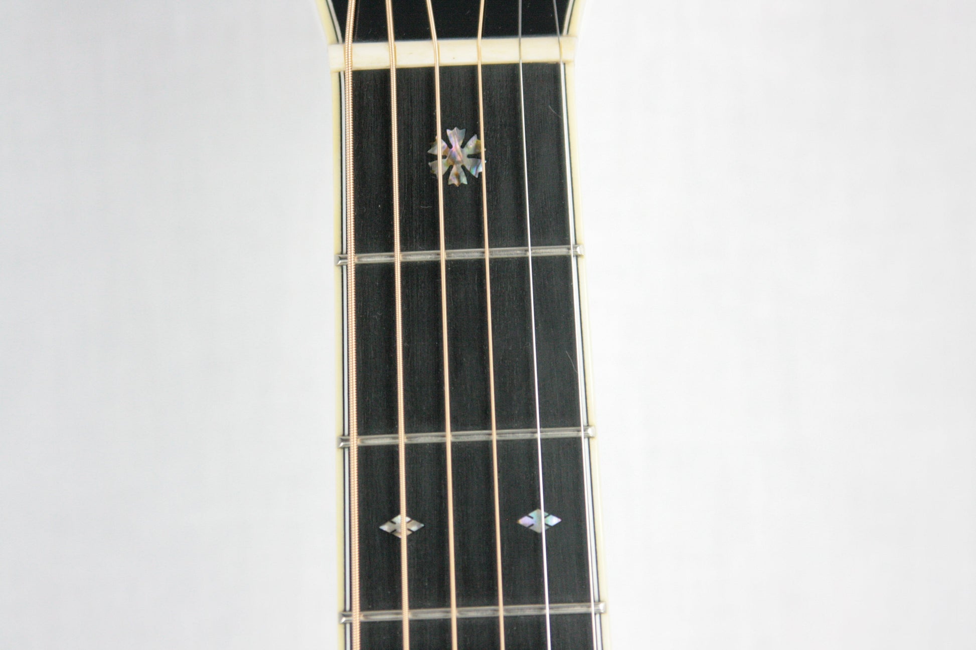 2006 Martin Bellezza Bianca SIGNED Eric Clapton 000-ECHF WHITE Acoustic Guitar! 28 42