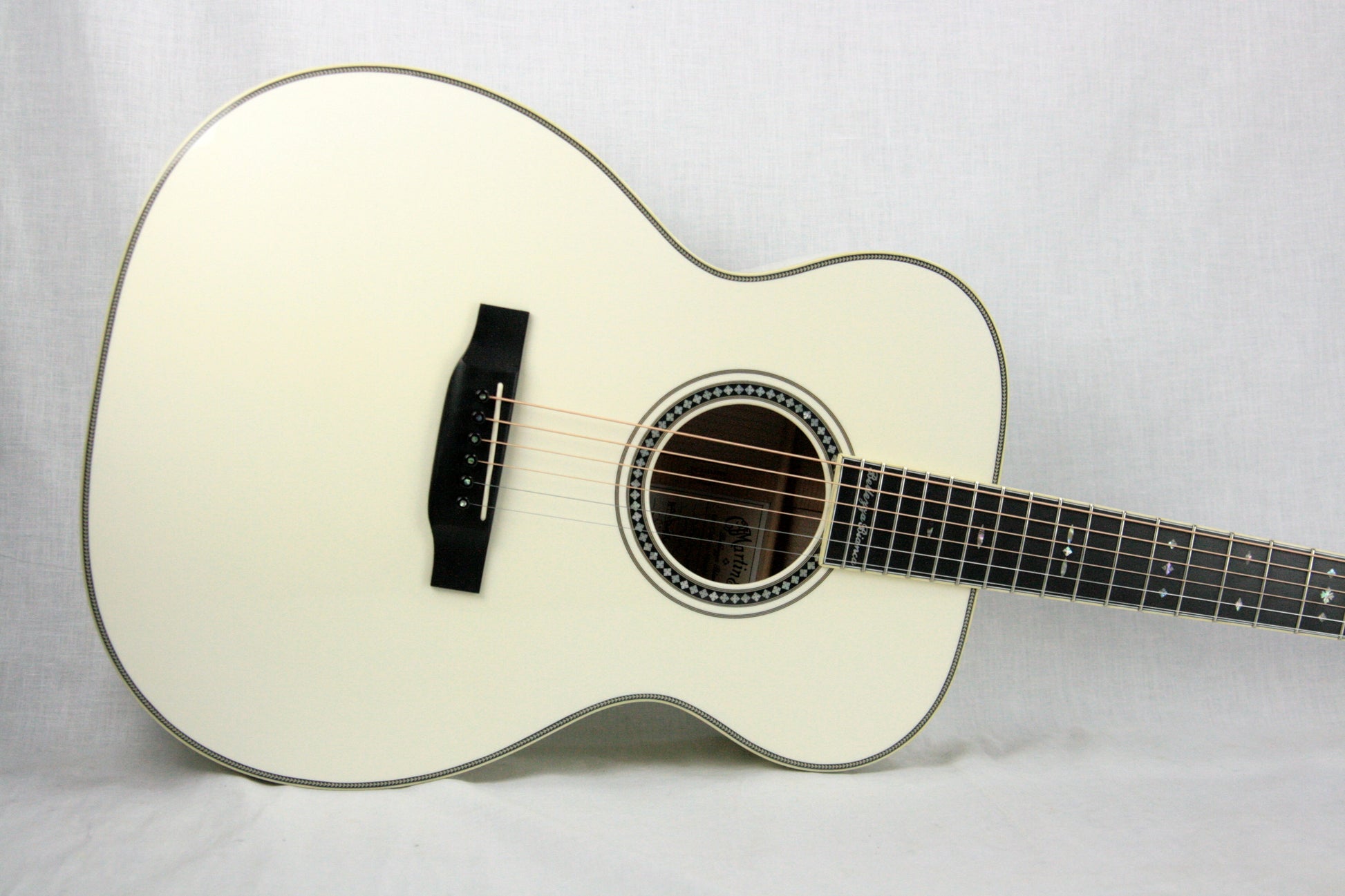 2006 Martin Bellezza Bianca SIGNED Eric Clapton 000-ECHF WHITE Acoustic Guitar! 28 42