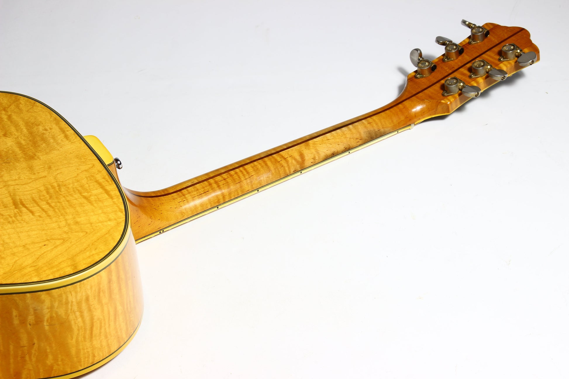 1968 Guild F-50 Natural Jumbo Flattop Jumbo Acoustic Guitar Figured Maple Vintage HOBOKEN MASTERPIECE