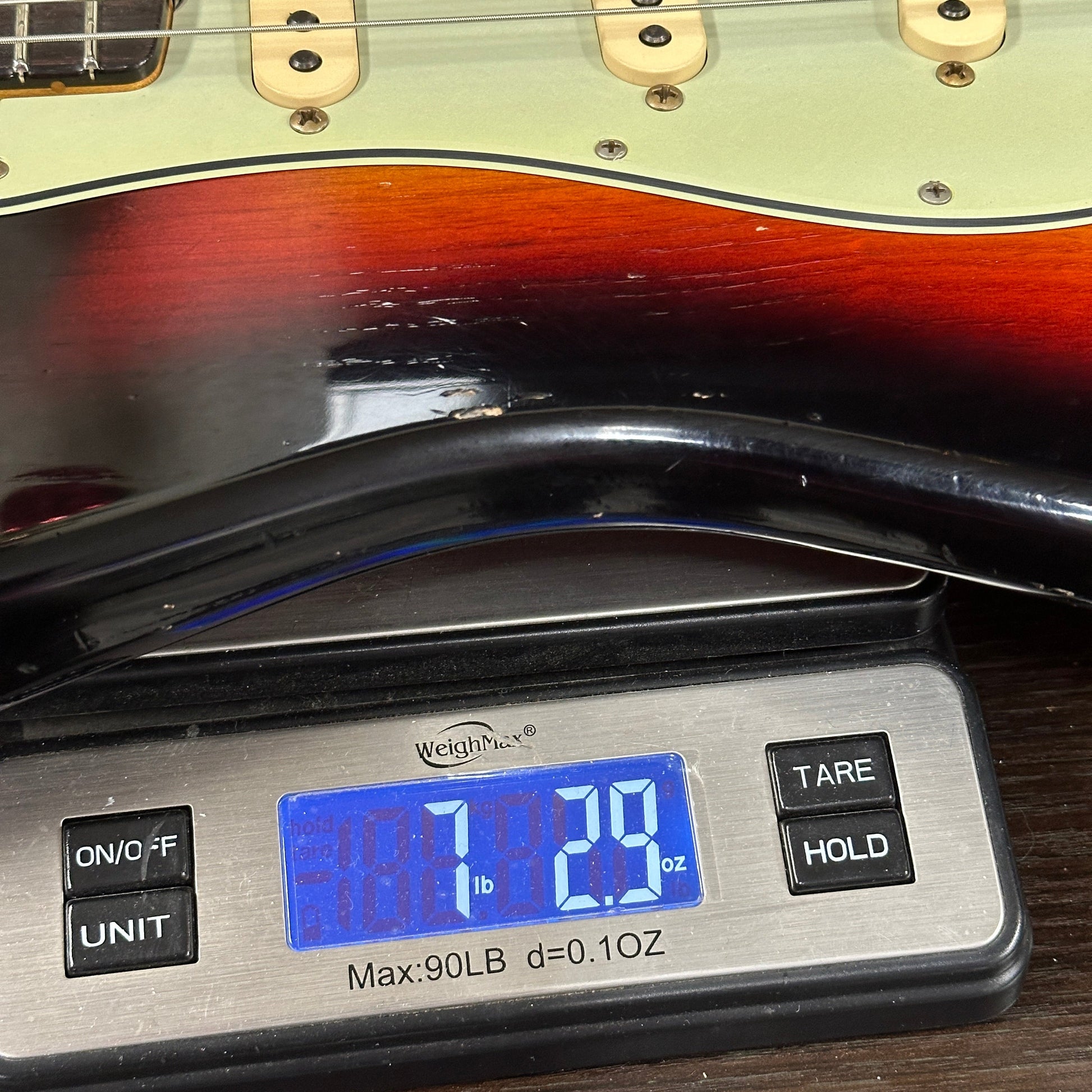 Fender Custom Shop TSG Exclusive ’63 Stratocaster Chambered 3-Tone Sunburst Journeyman Relic w/case CZ588375