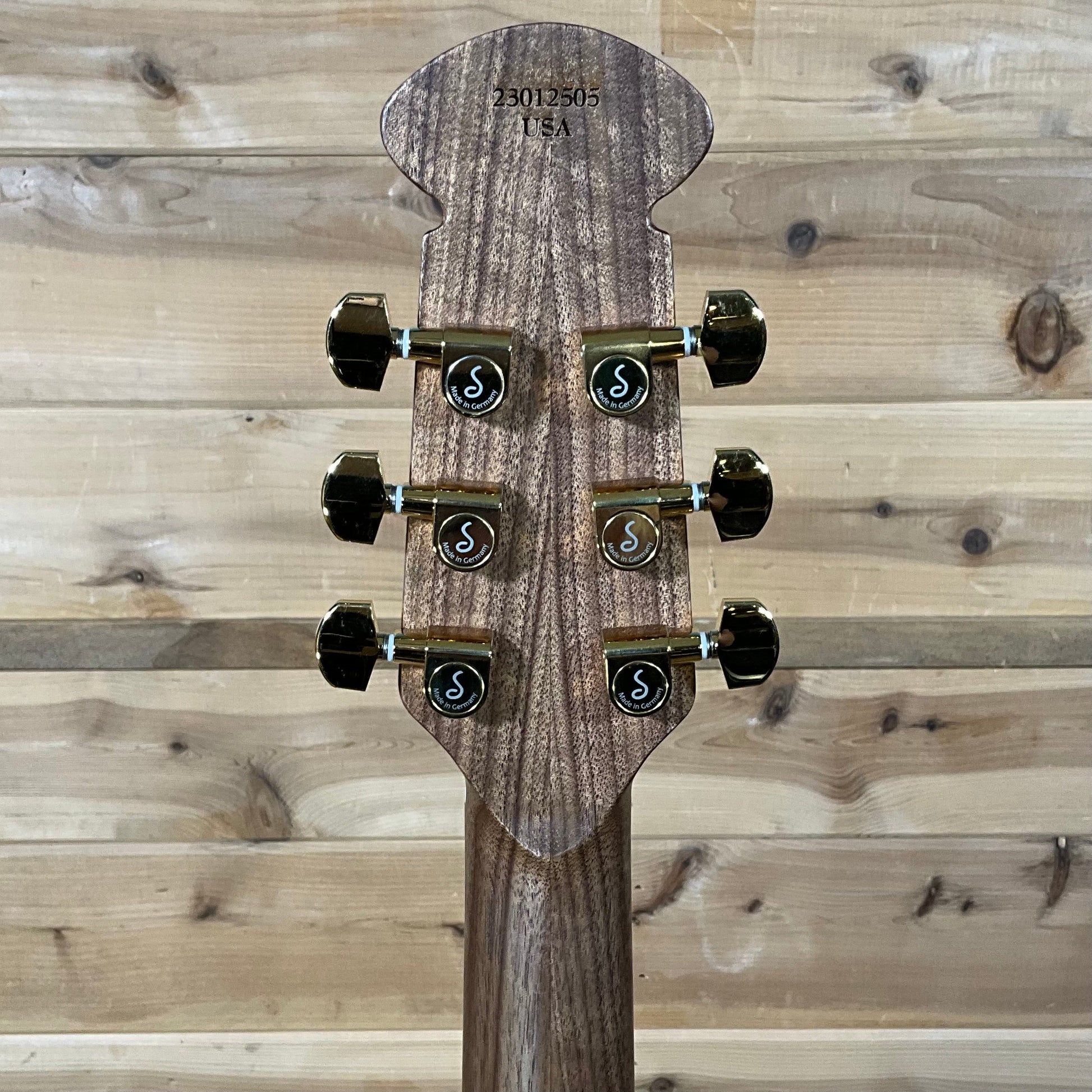 Ovation Adamas 1687 GT E-Acoustic Guitar - Reverse Red Burst