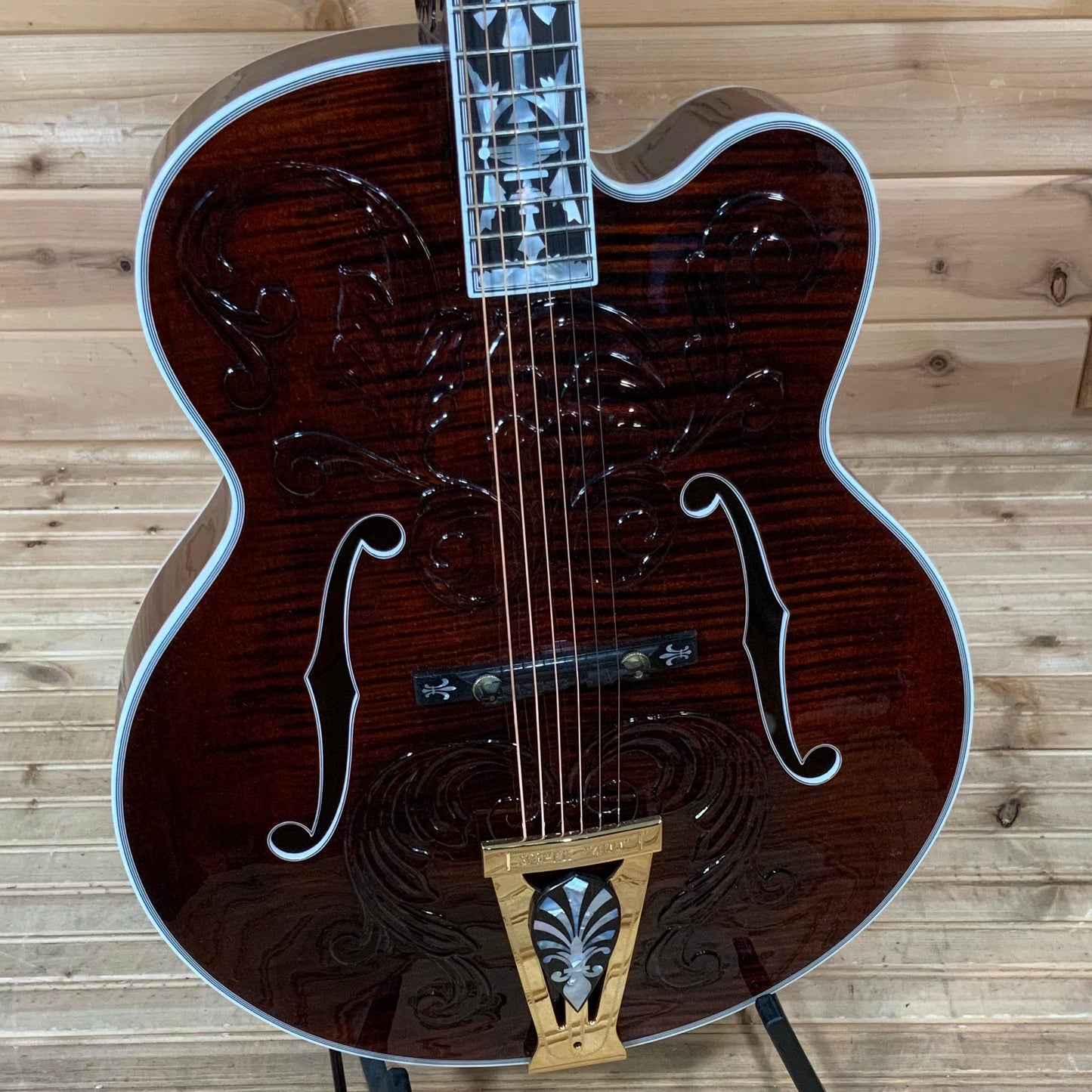 Gibson Custom Shop Super 400 Handcarved Acoustic Guitar - Carved Maple