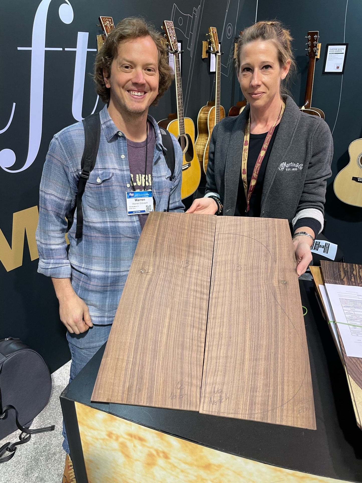 Martin Custom Shop 00-41 Black Walnut Torch