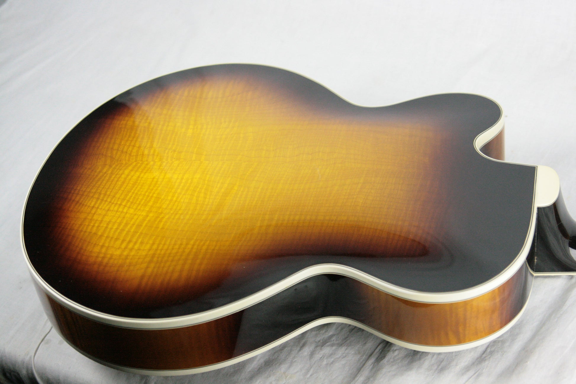 2004 Gibson L-5 CES SIGNATURE! JAMES HUTCHINS! 15-1/2" Body Custom Shop