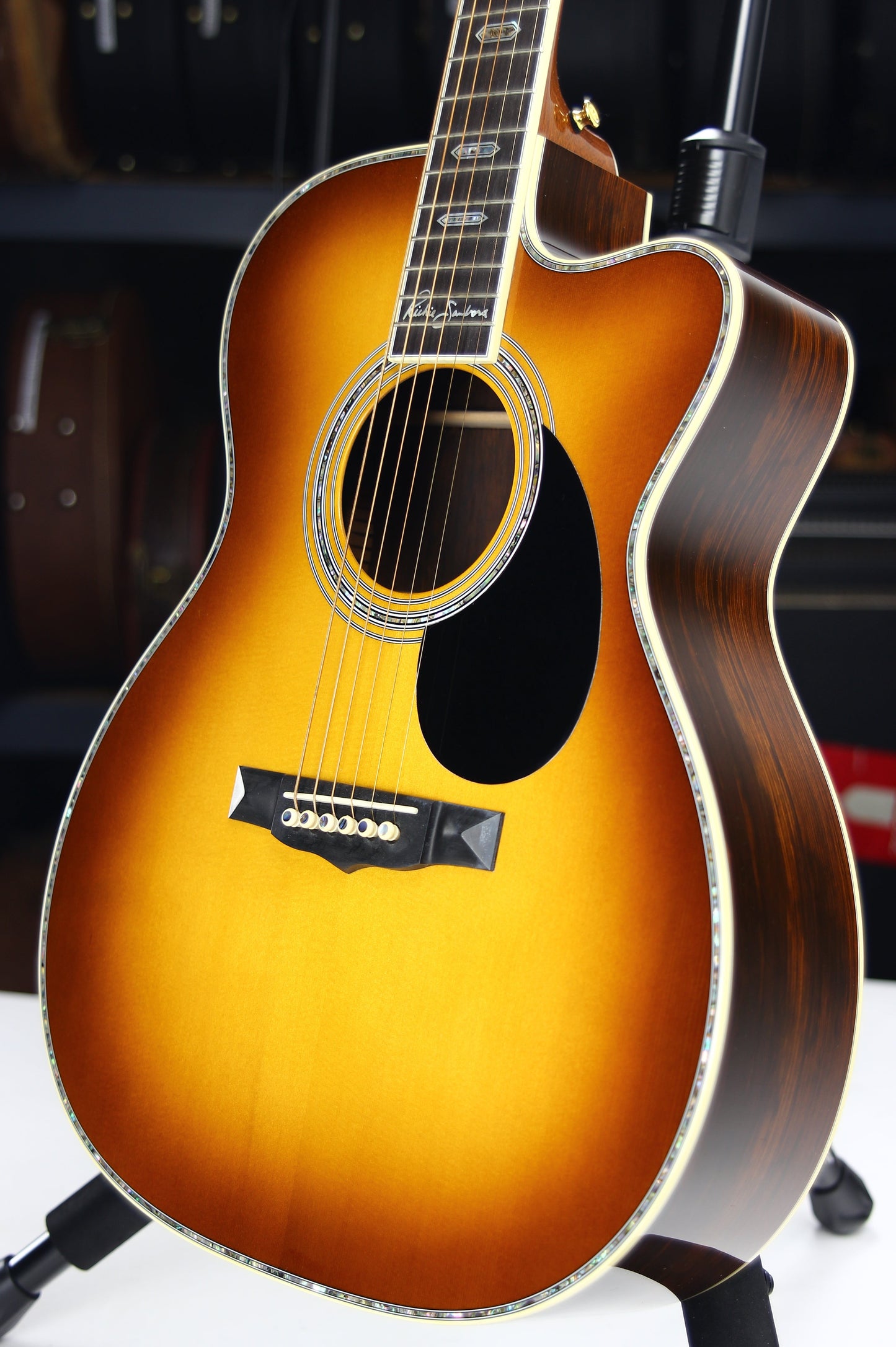 Martin OMC-41 Richie Sambora Signature 6-String Madagascar Rosewood Acoustic Guitar - om45 om42