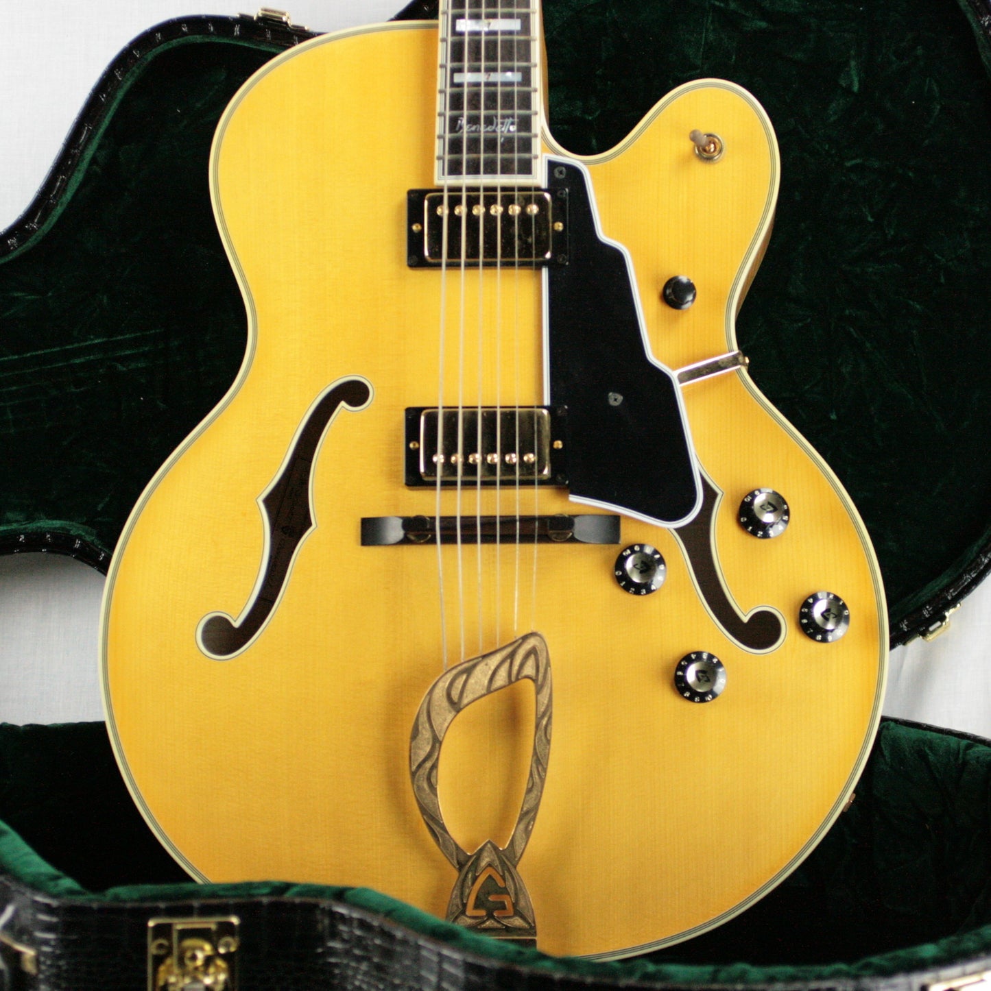2004 Guild Bob Benedetto X-700 Stuart Honey Blonde! Solid-Carved Woods! x700 Signature Archtop