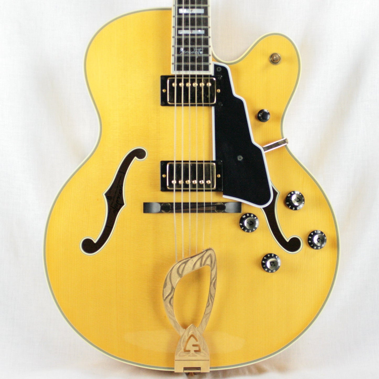2004 Guild Bob Benedetto X-700 Stuart Honey Blonde! Solid-Carved Woods! x700 Signature Archtop
