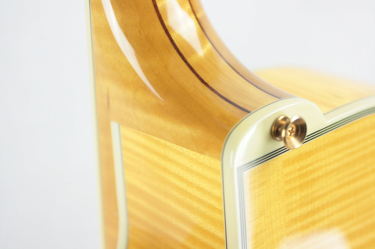 2004 Guild Bob Benedetto X-700 Stuart Honey Blonde! Solid-Carved Woods! x700 Signature Archtop