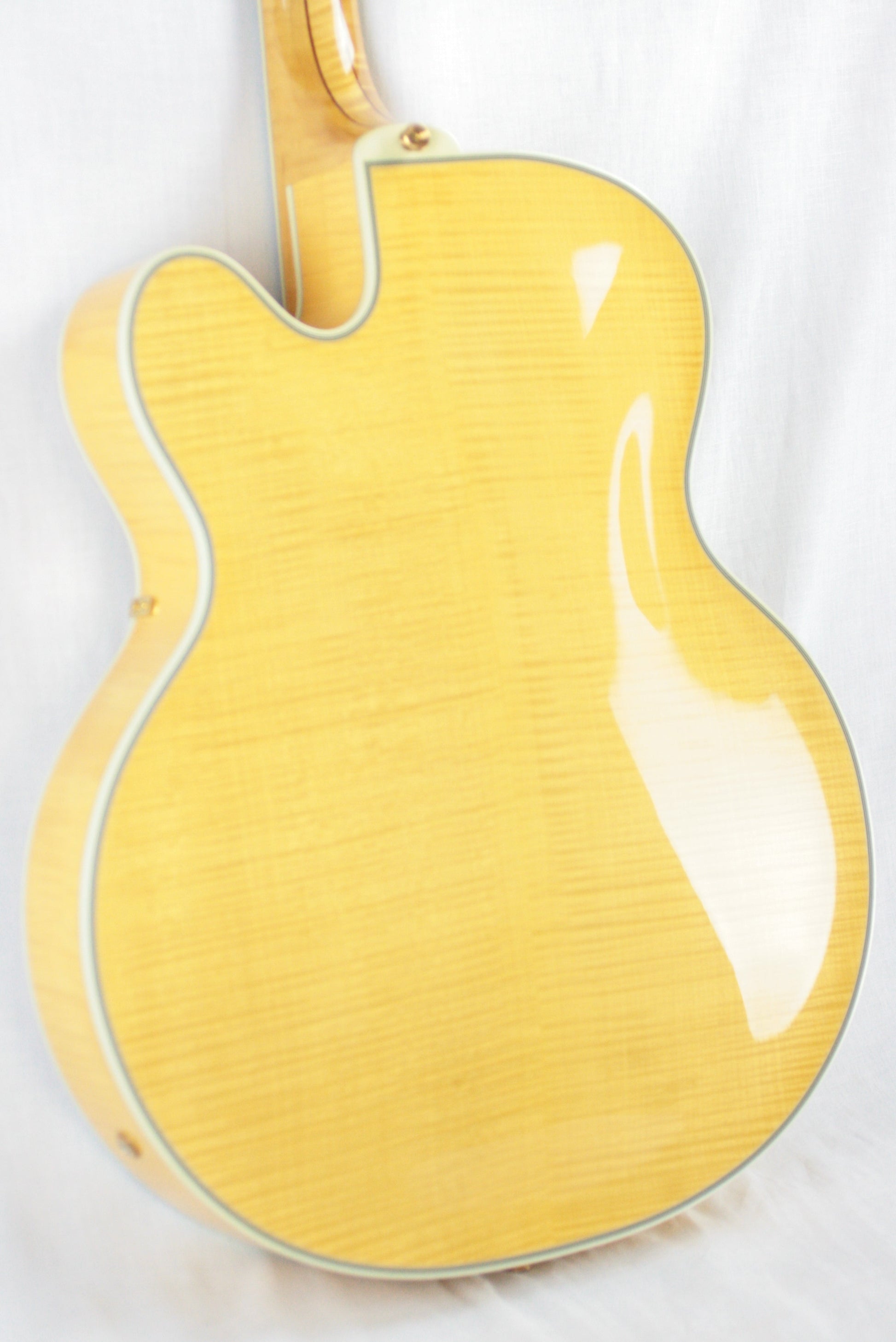 2004 Guild Bob Benedetto X-700 Stuart Honey Blonde! Solid-Carved Woods! x700 Signature Archtop