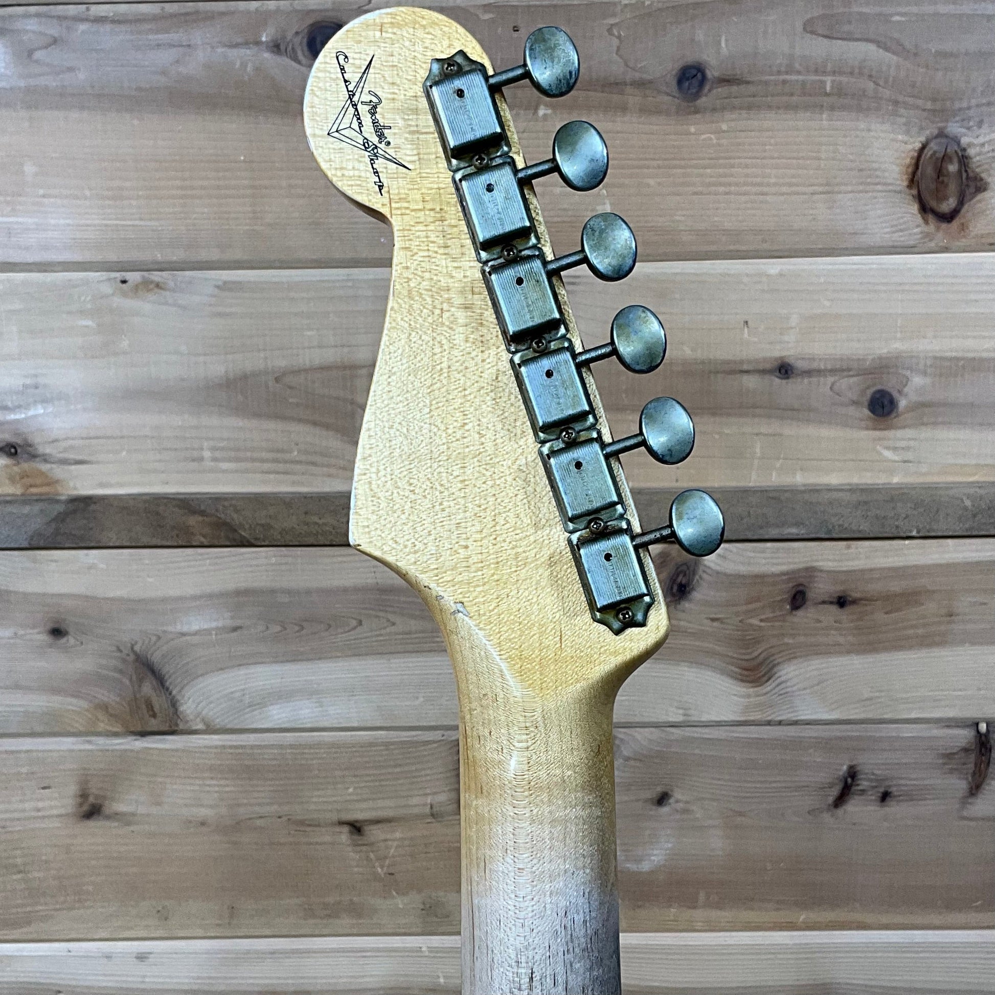Fender Custom Shop 1964 Stratocaster Heavy Relic Electric Guitar - 3-Tone Sunburst