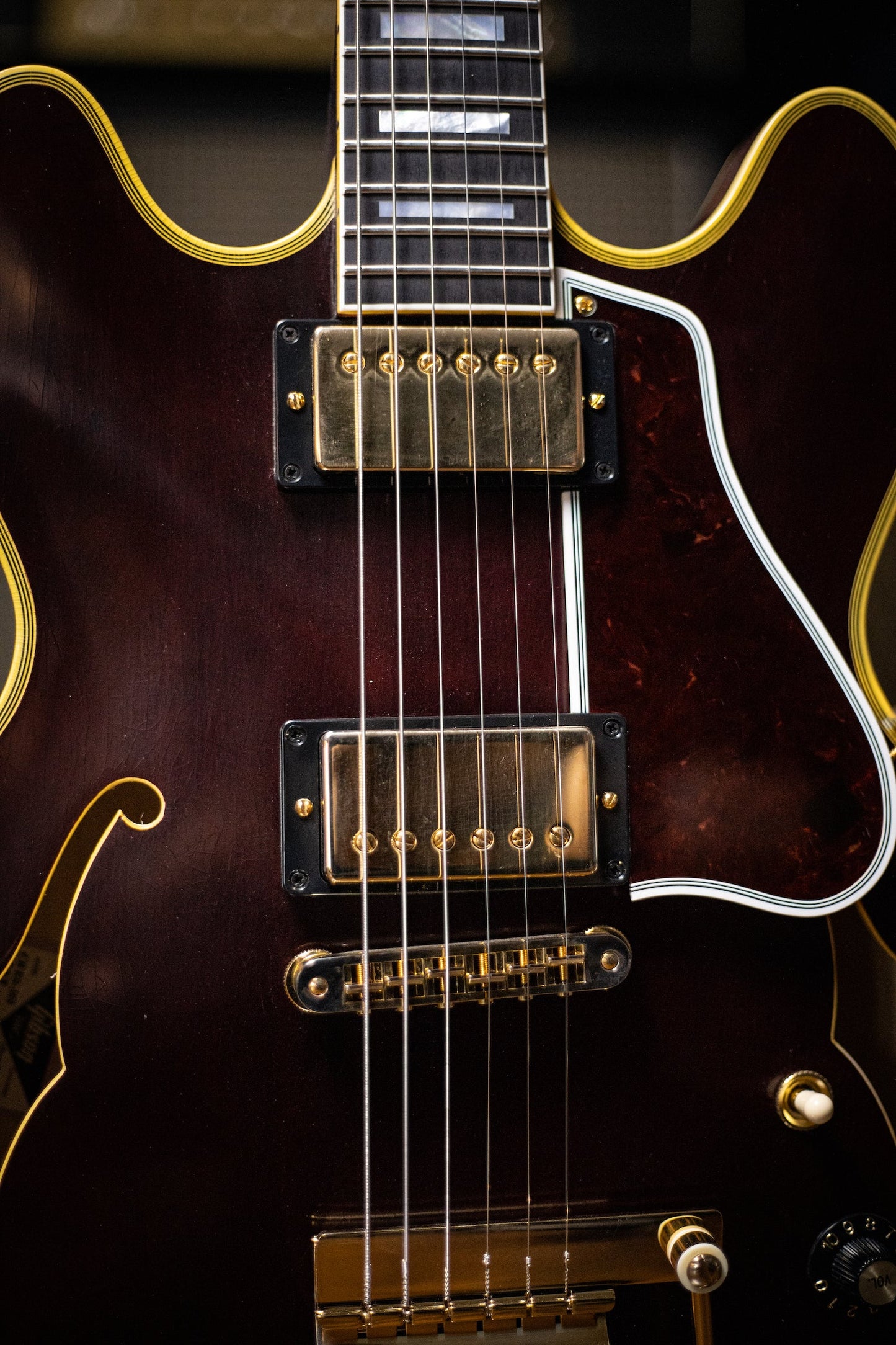 Gibson Custom Shop Chuck Berry '78 ES-335 Replica with Maestro Electric Guitar - Wine Red