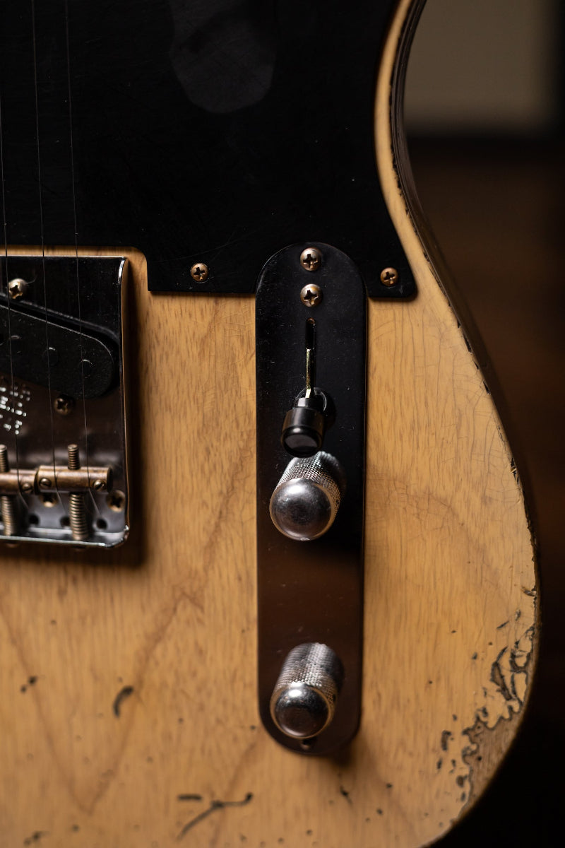 Fender Custom Shop '54 Blackguard Telecaster Super Heavy Relic Electric Guitar - Aged Nocaster Blonde