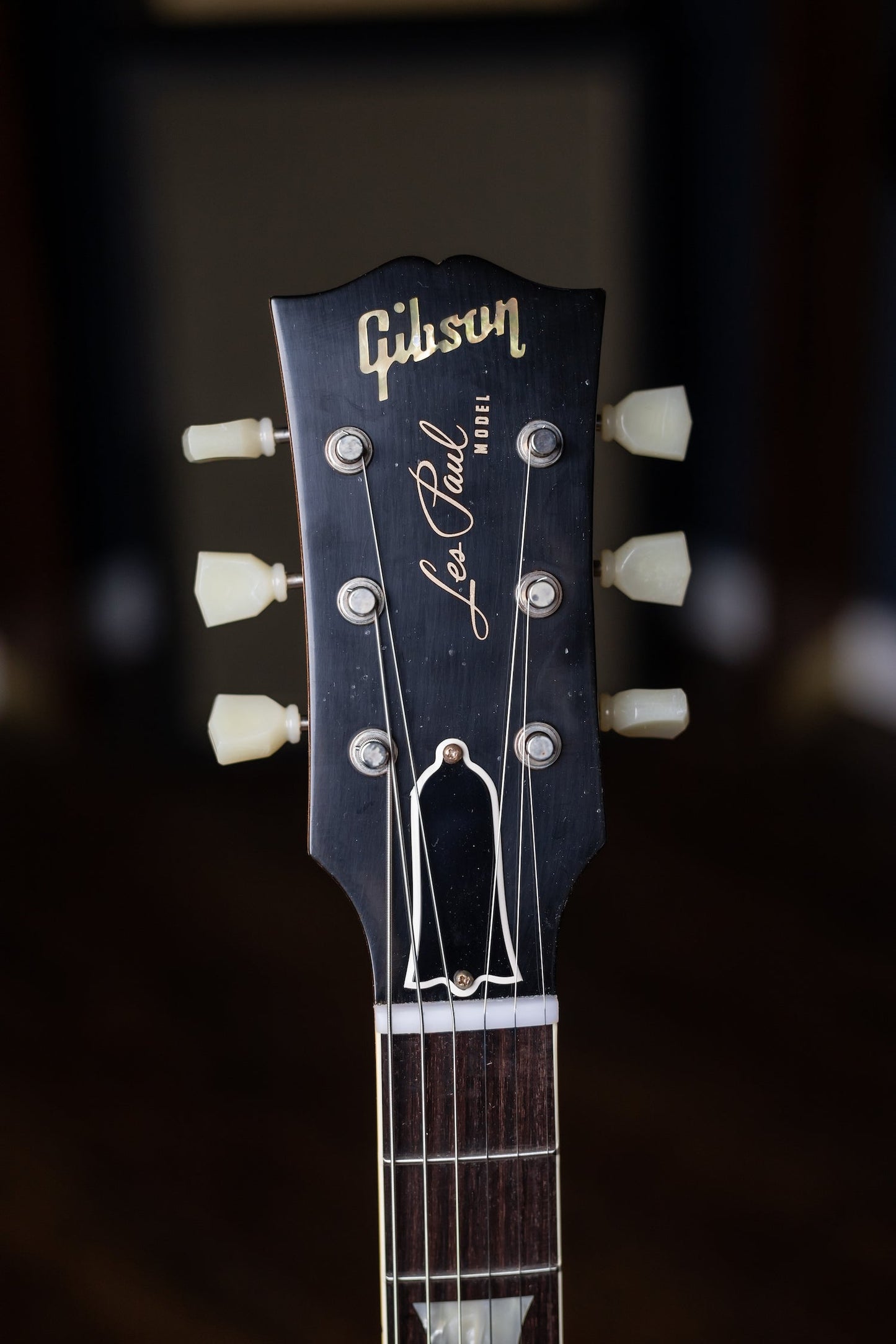 Gibson Custom Shop Murphy Lab 1957 Les Paul Standard Reissue Ultra Light Aged Electric Guitar - Double Gold