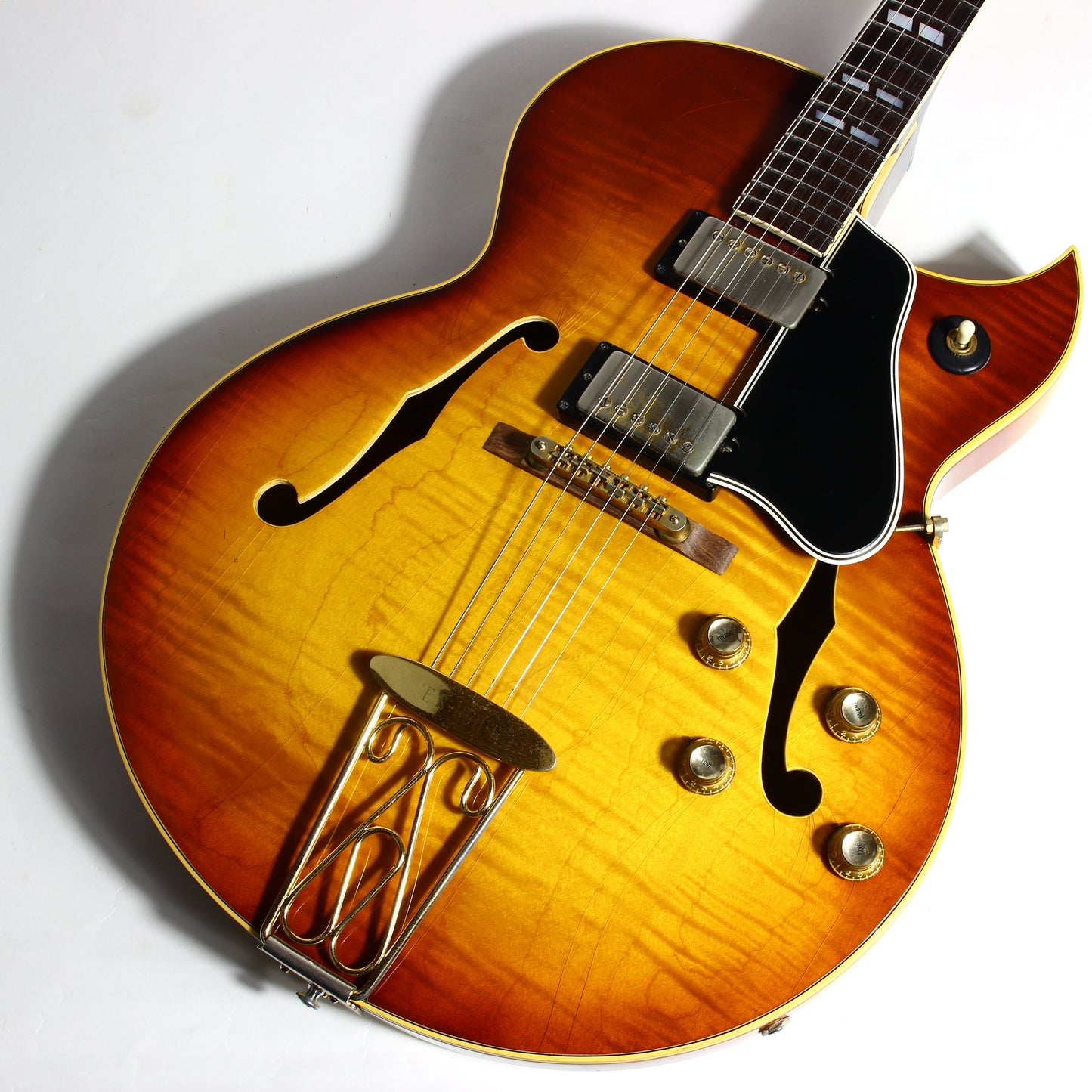 1962 Gibson ES-350T Florentine Cutaway Sunburst Hollowbody