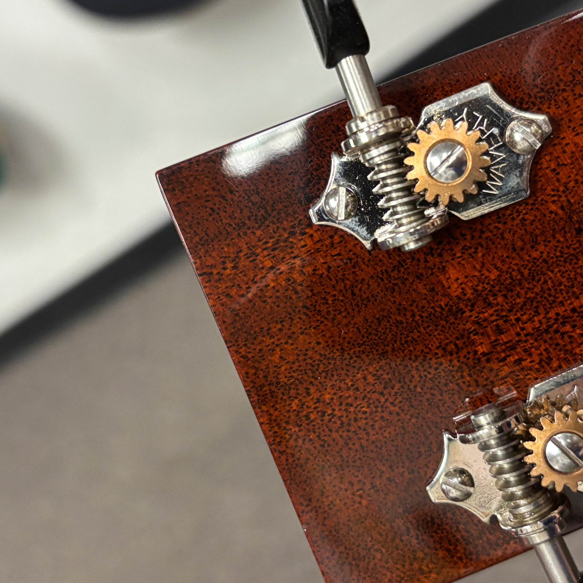 Santa Cruz OM Custom - Sunburst