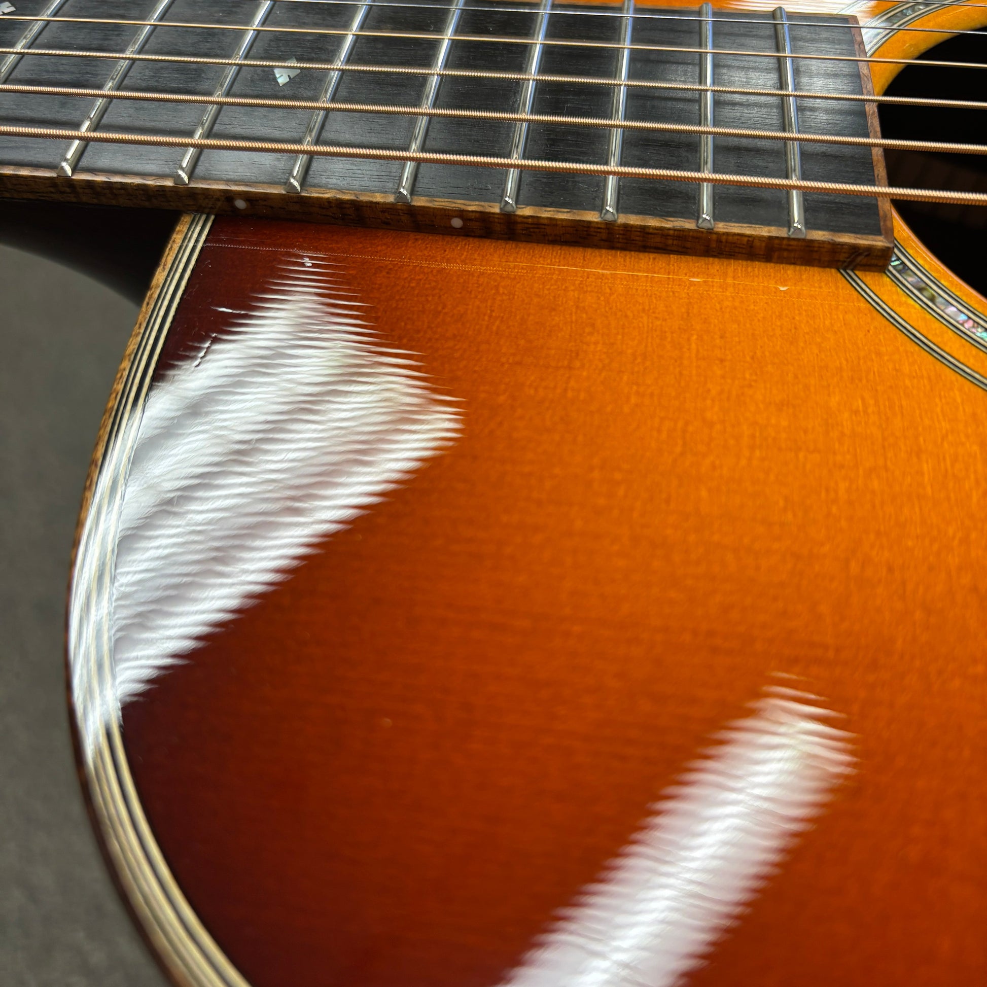 Santa Cruz OM Custom - Sunburst