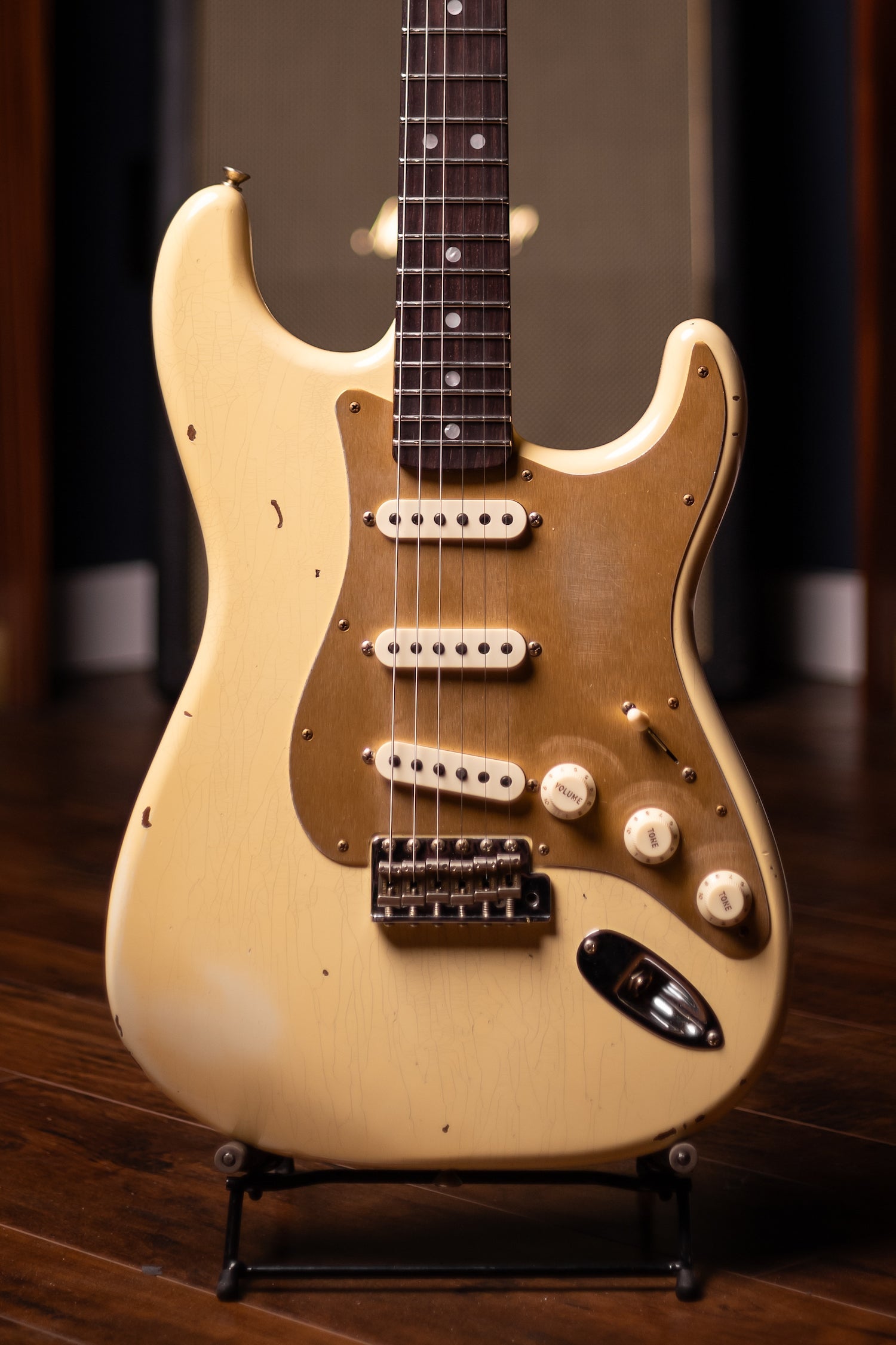 Used 2023 Fender Custom Shop Limited Edition Roasted "Big Head" Stratocaster® Relic® Electric Guitar - Aged Vintage White