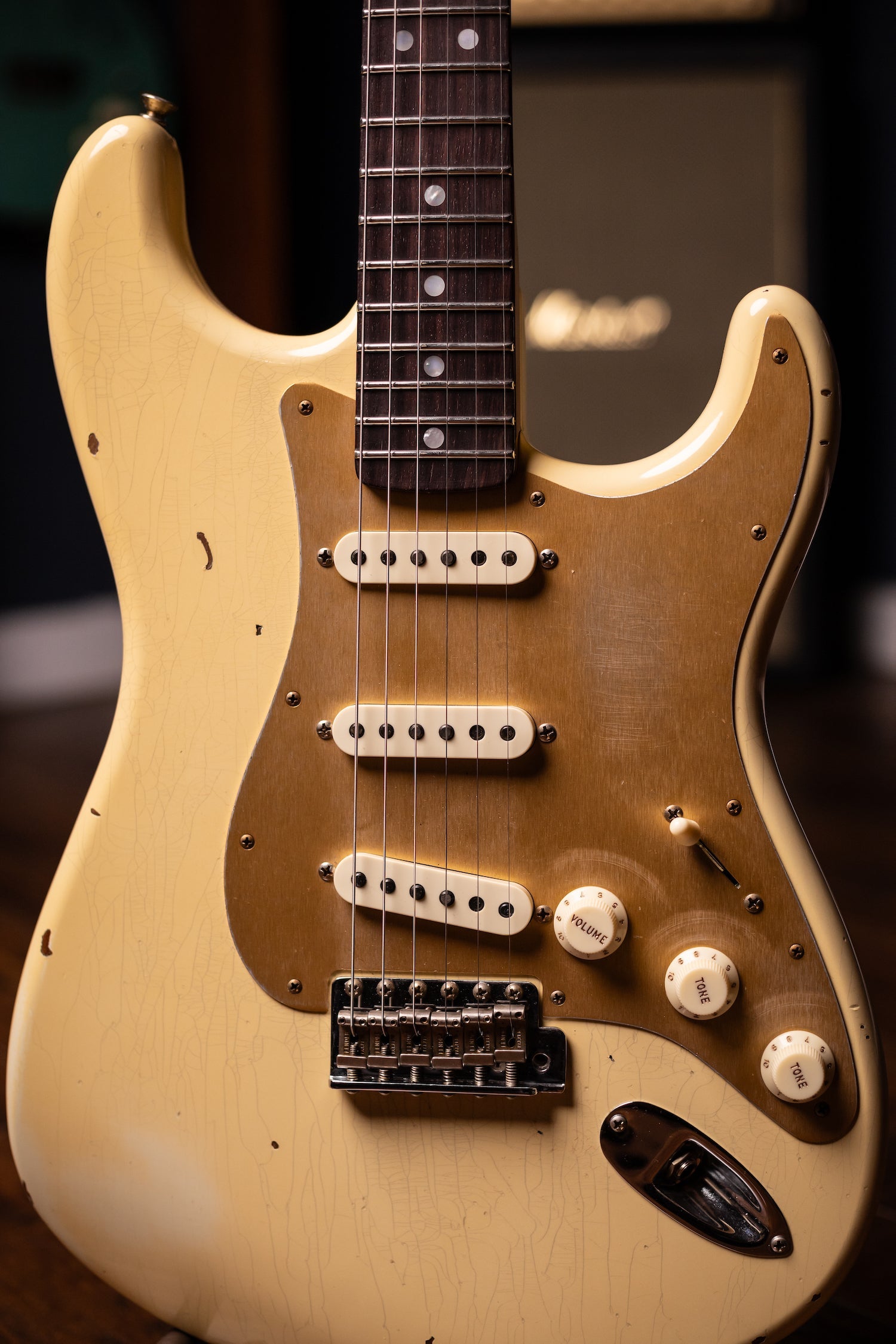 Used 2023 Fender Custom Shop Limited Edition Roasted "Big Head" Stratocaster® Relic® Electric Guitar - Aged Vintage White