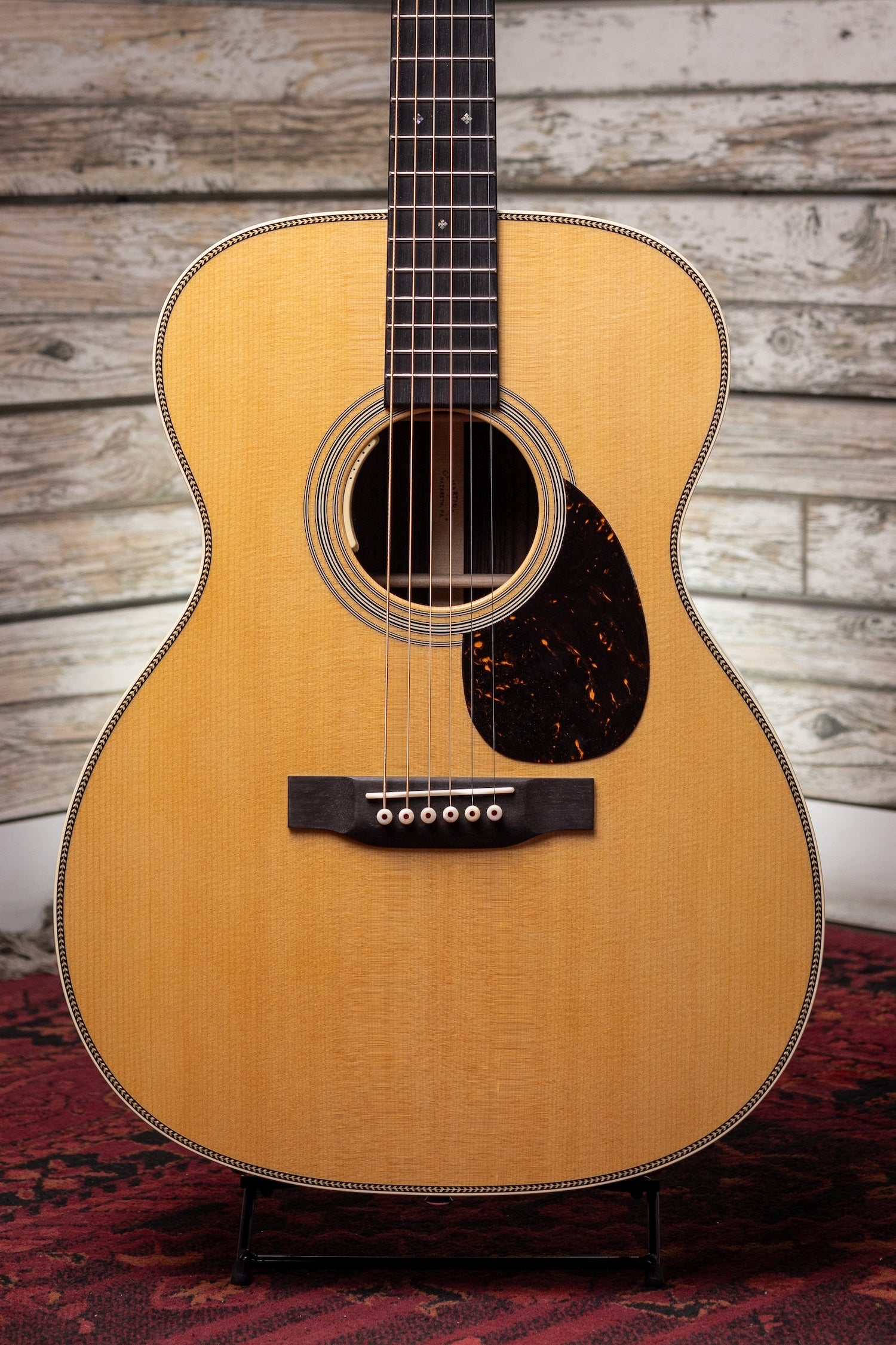 Martin OM-28E Standard L.R. Baggs Orchestra Model Acoustic-Electric Guitar  - Natural