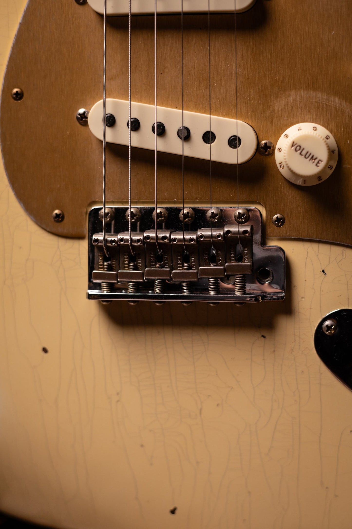 Used 2023 Fender Custom Shop Limited Edition Roasted "Big Head" Stratocaster® Relic® Electric Guitar - Aged Vintage White