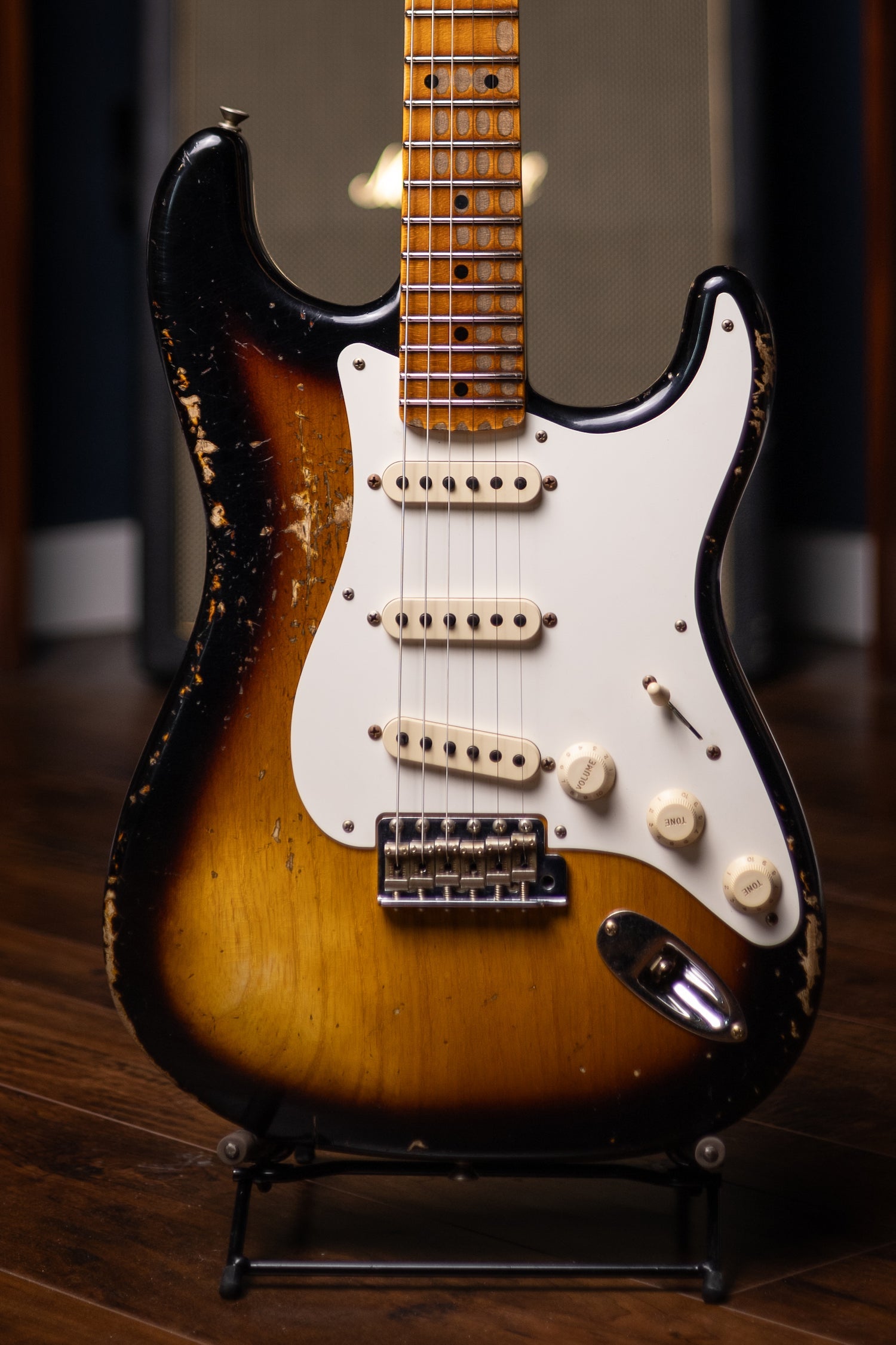 Fender Custom Shop Stratocaster 1957 Heavy Relic Electric Guitar - Aged 2-Color Sunburst