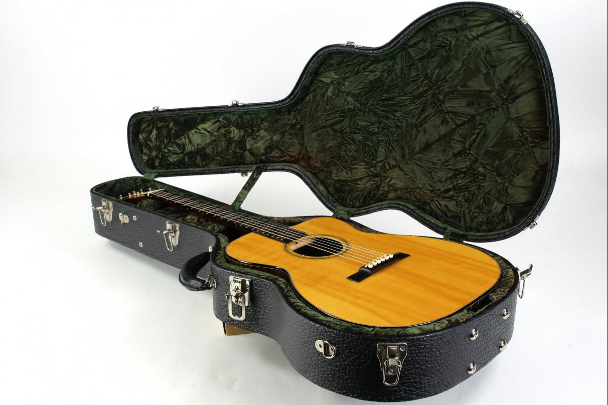 Bourgeois OM-C 2007 Cutaway Custom Acoustic Guitar - Italian Spruce Indian Rosewood