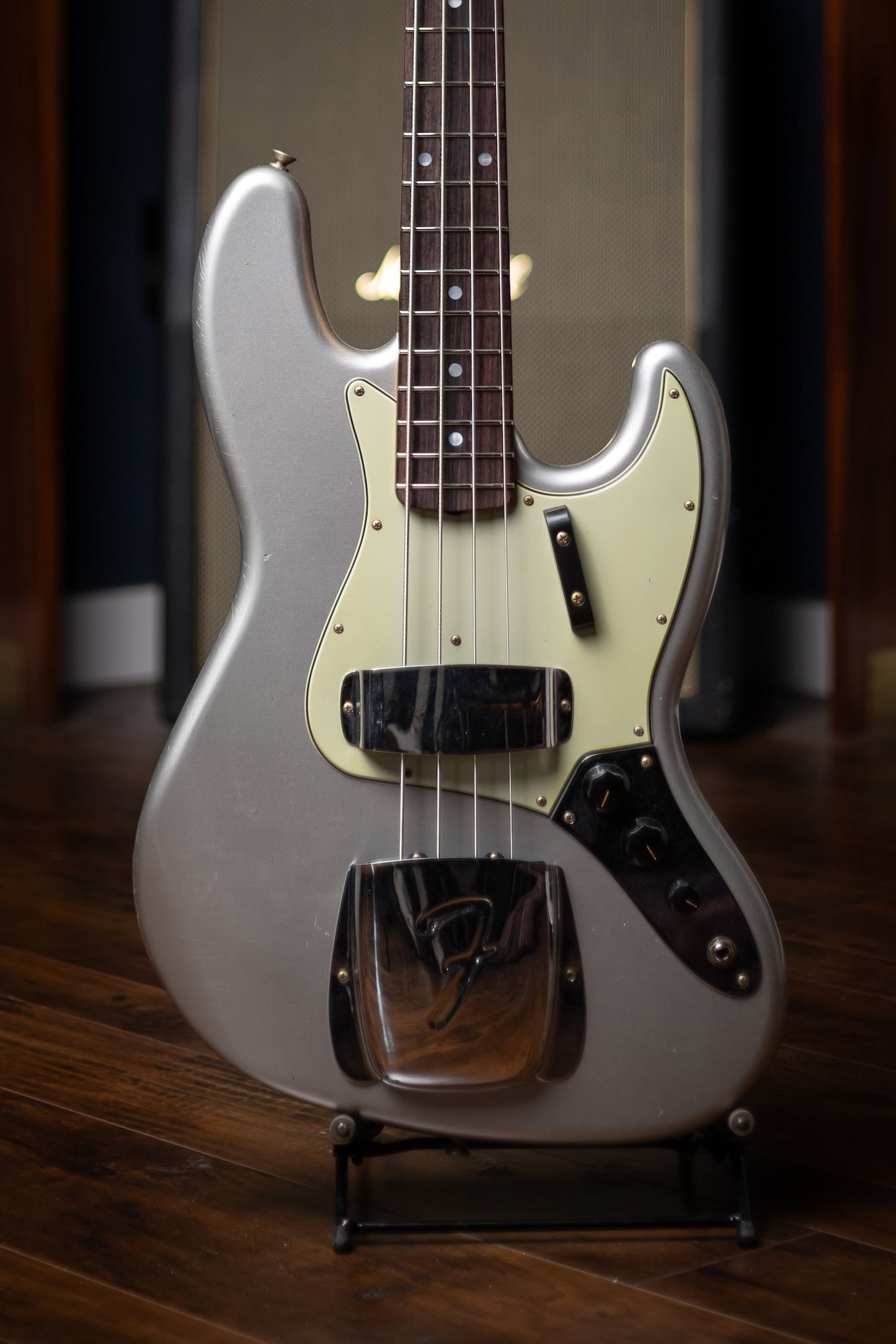 Fender Custom Shop 1965 Jazz Bass Journeyman Relic - Faded Inca Silver