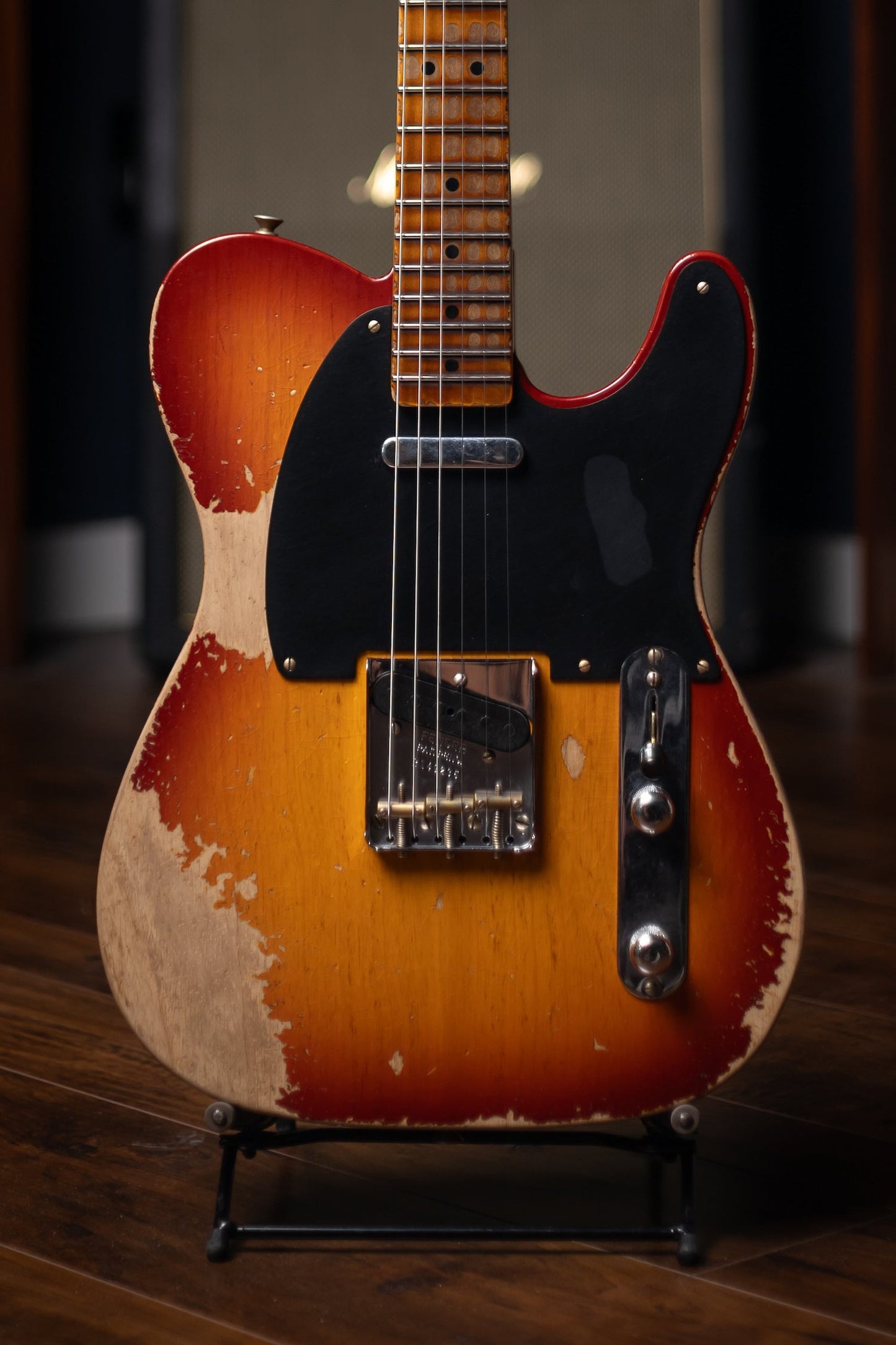 Fender Custom Shop 1952 Telecaster Super Heavy Relic Electric Guitar - Aged Cherry Sunburst