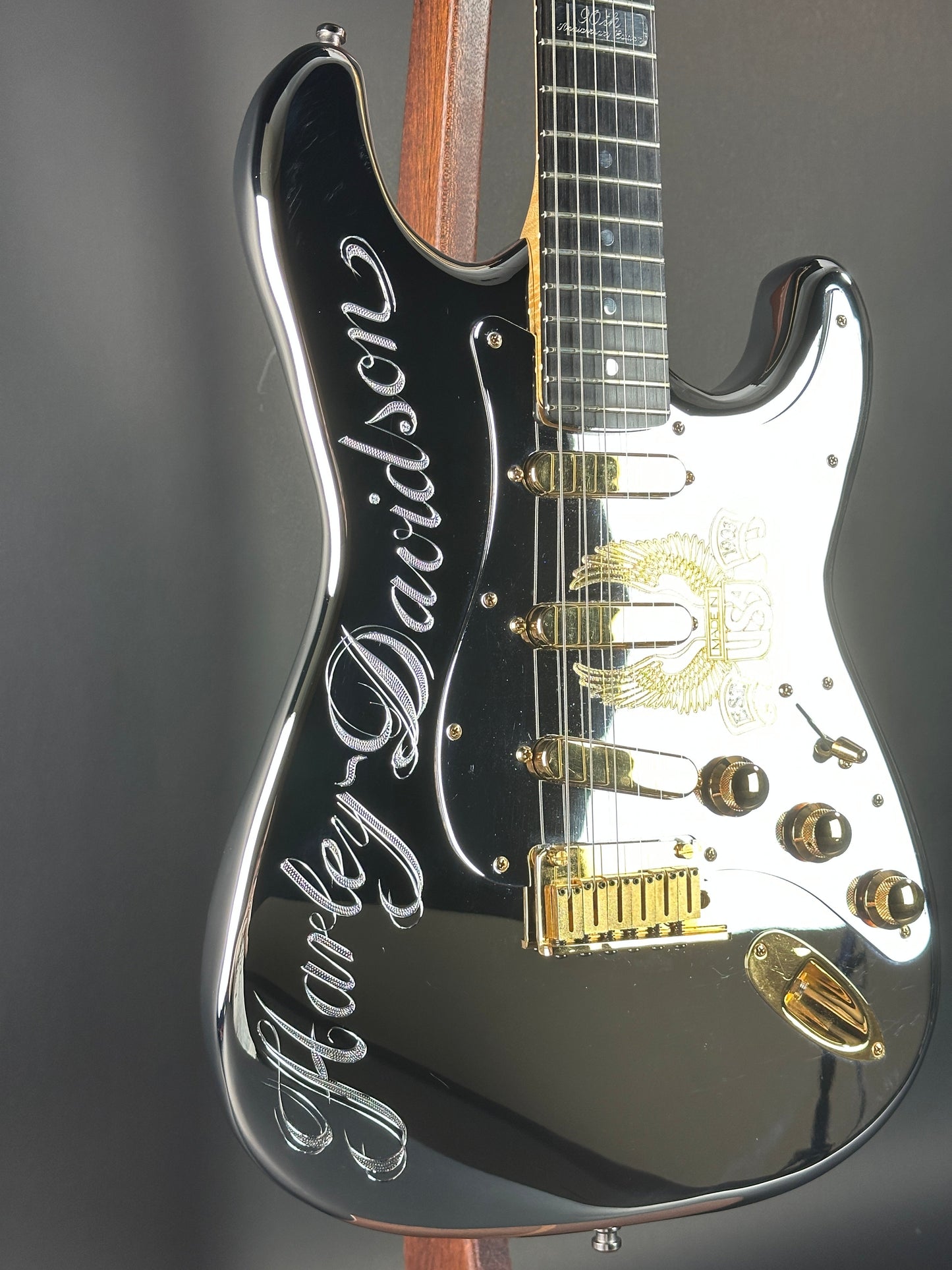 Used 1993 Fender Custom Shop Harley Davidson Stratocaster w/case TSU23081