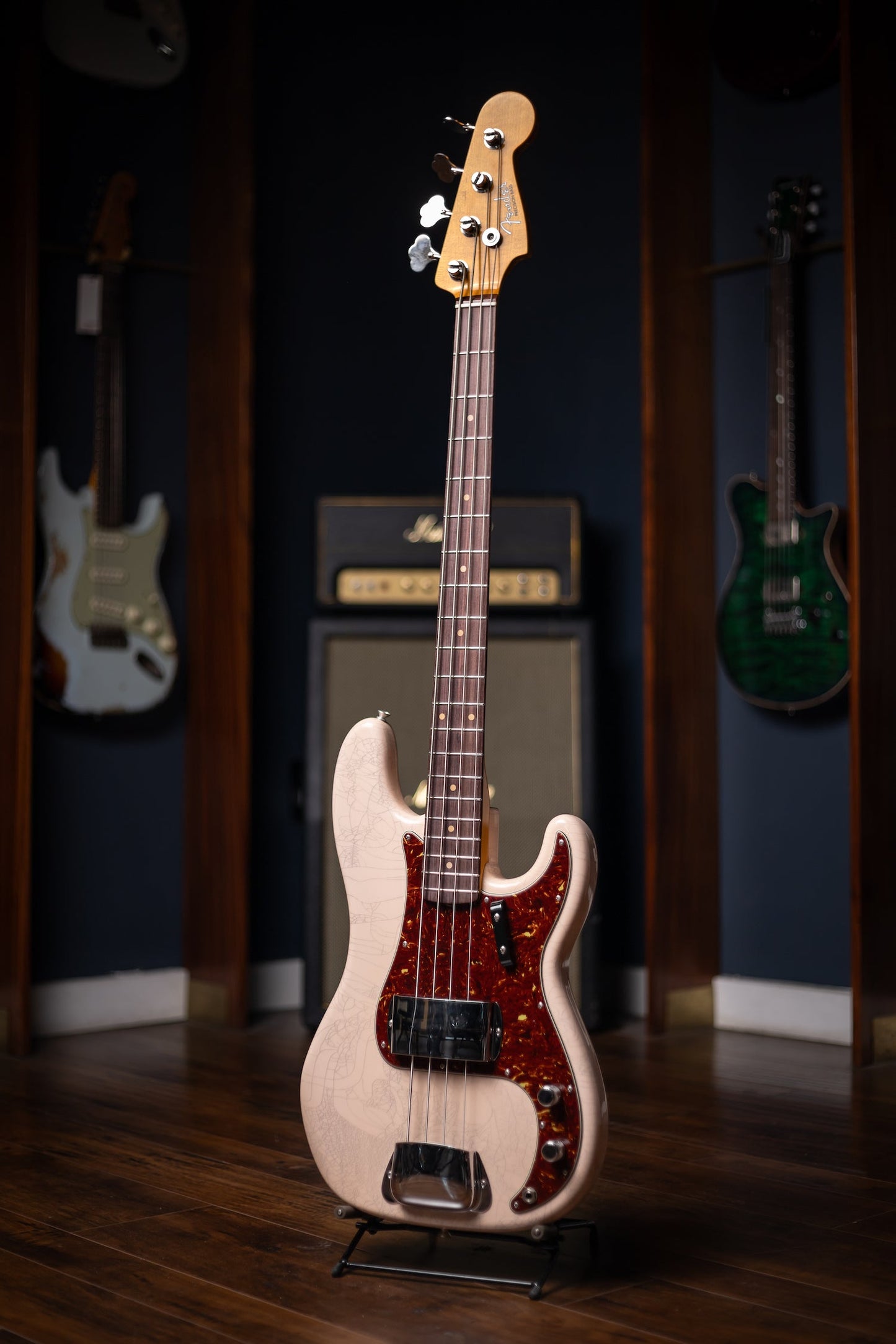 Fender Custom Shop 1960 Precision Bass DLX Closet Classic - Faded Aged Shell Pink