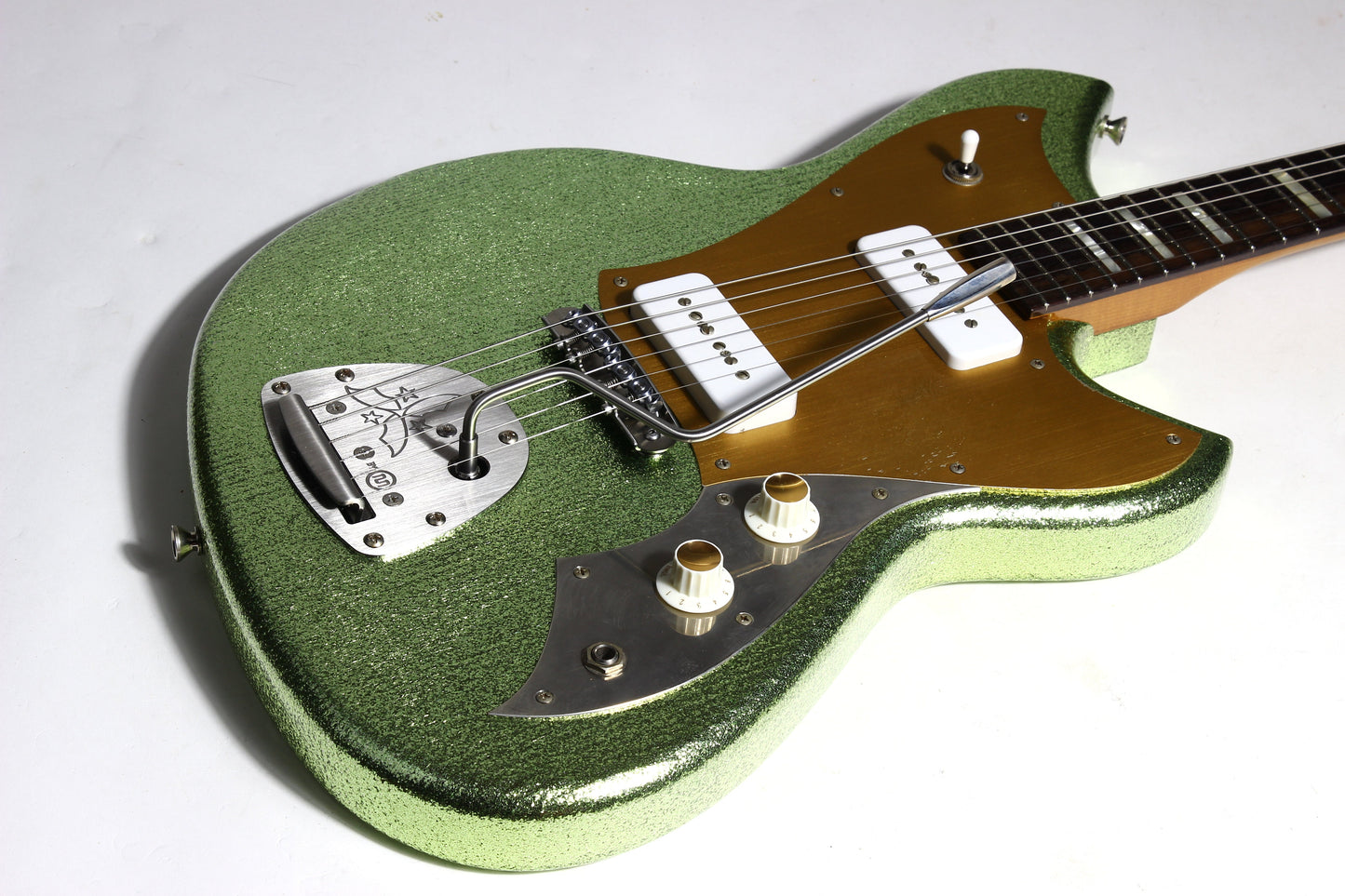 2026 NOVO Serus J Custom Coke Bottle Green Sparkle, Pine Body, Made in USA Relic