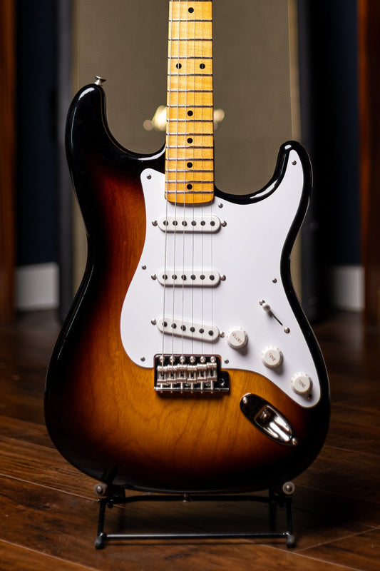 Fender Custom Shop Limited Edition 70th Anniversary DLX Closet Classic 1954 Stratocaster Electric Guitar - Wide-Fade 2-Color Sunburst