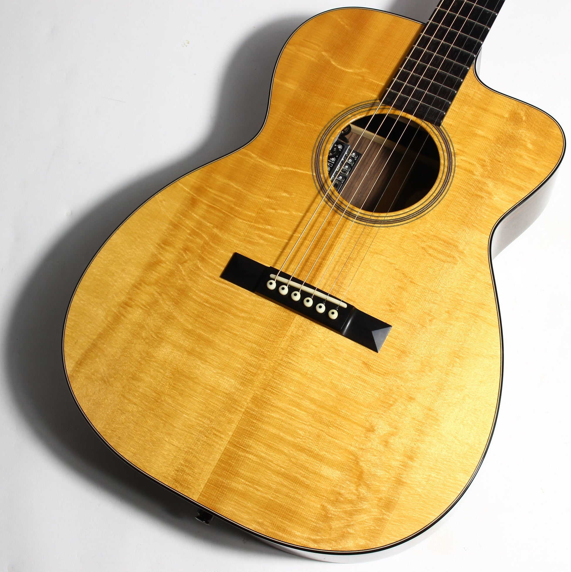 Bourgeois OM-C 2007 Cutaway Custom Acoustic Guitar - Italian Spruce Indian Rosewood