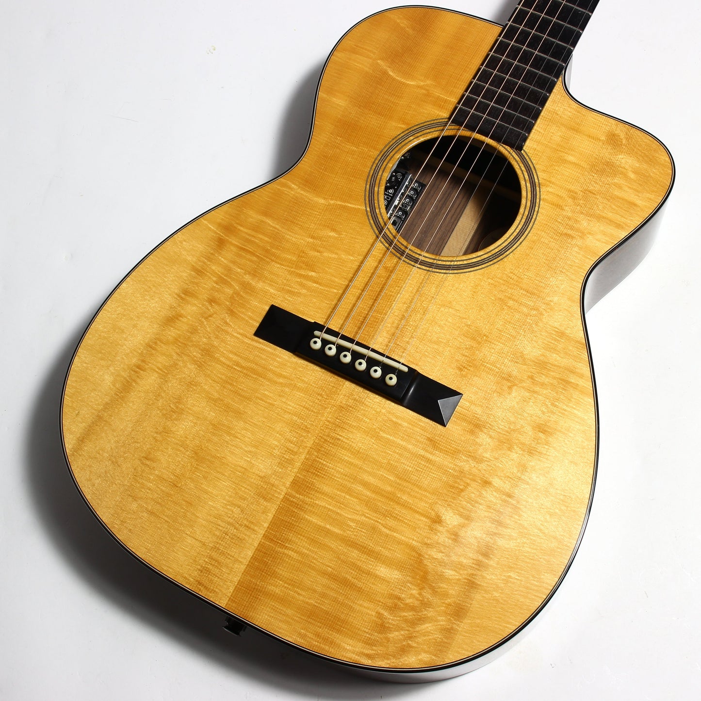 Bourgeois OM-C 2007 Cutaway Custom Acoustic Guitar - Italian Spruce Indian Rosewood