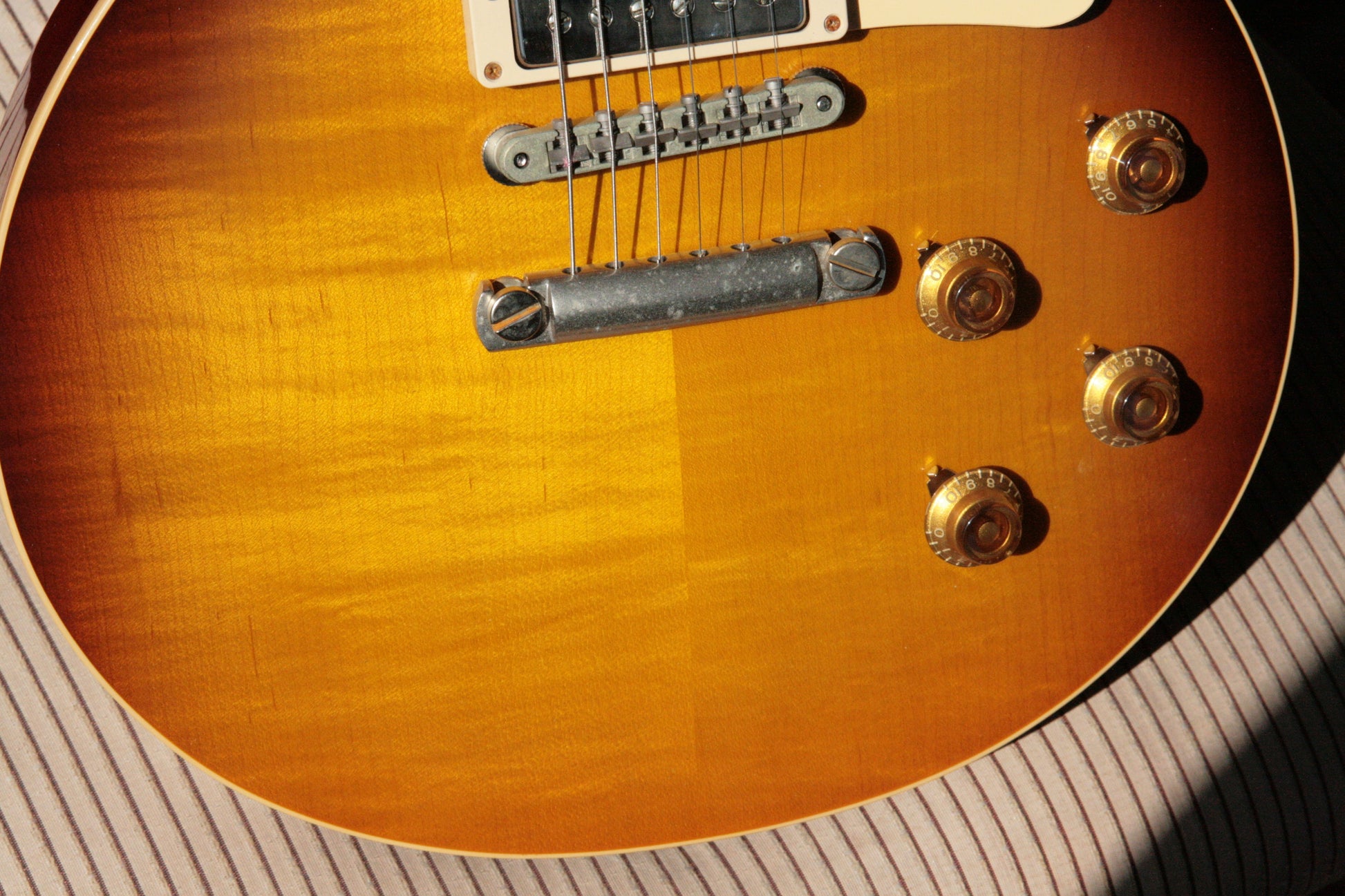 7.7 lbs! 2018 Gibson 1958 Les Paul Historic Reissue! R8 58 Dark Bourbon Fade Custom Shop TH Specs