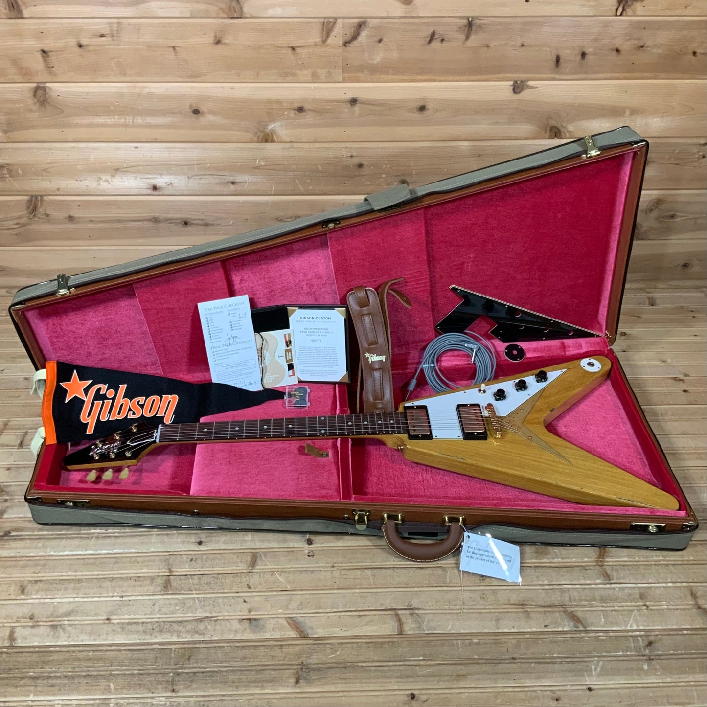 Gibson Custom 1958 Flying V Brazilian Rosewood Murphy Lab Light Aged Electric Guitars - Natural