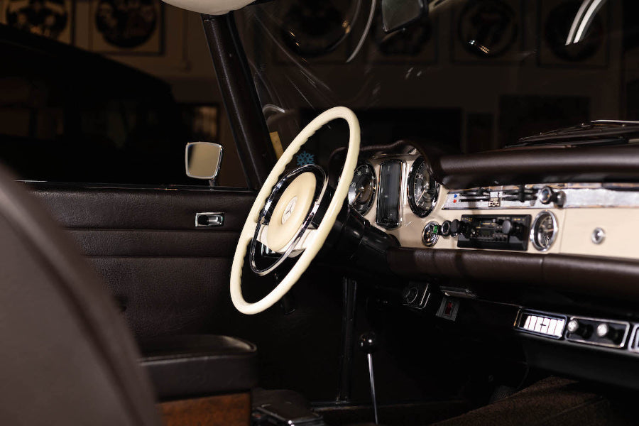 1971 Mercedes-Benz 280 SL Pagoda Light Beige | SOLD