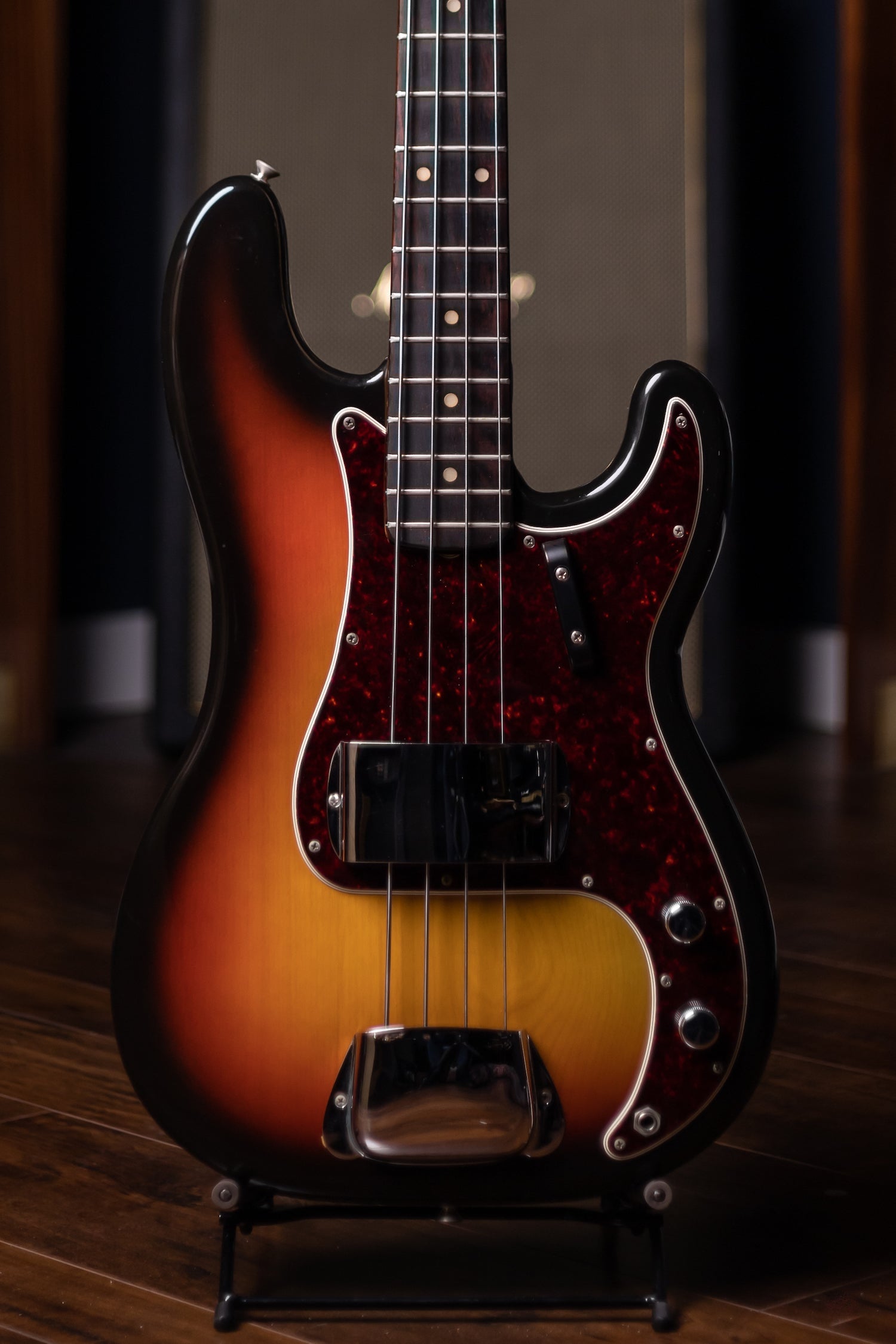 1968 Fender Precision Bass - Sunburst
