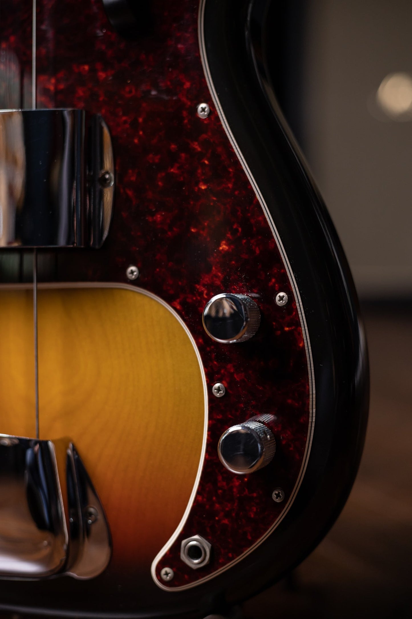 1968 Fender Precision Bass - Sunburst